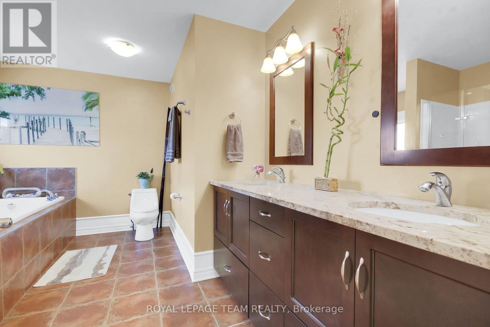 214 DAVY STREET Image 23