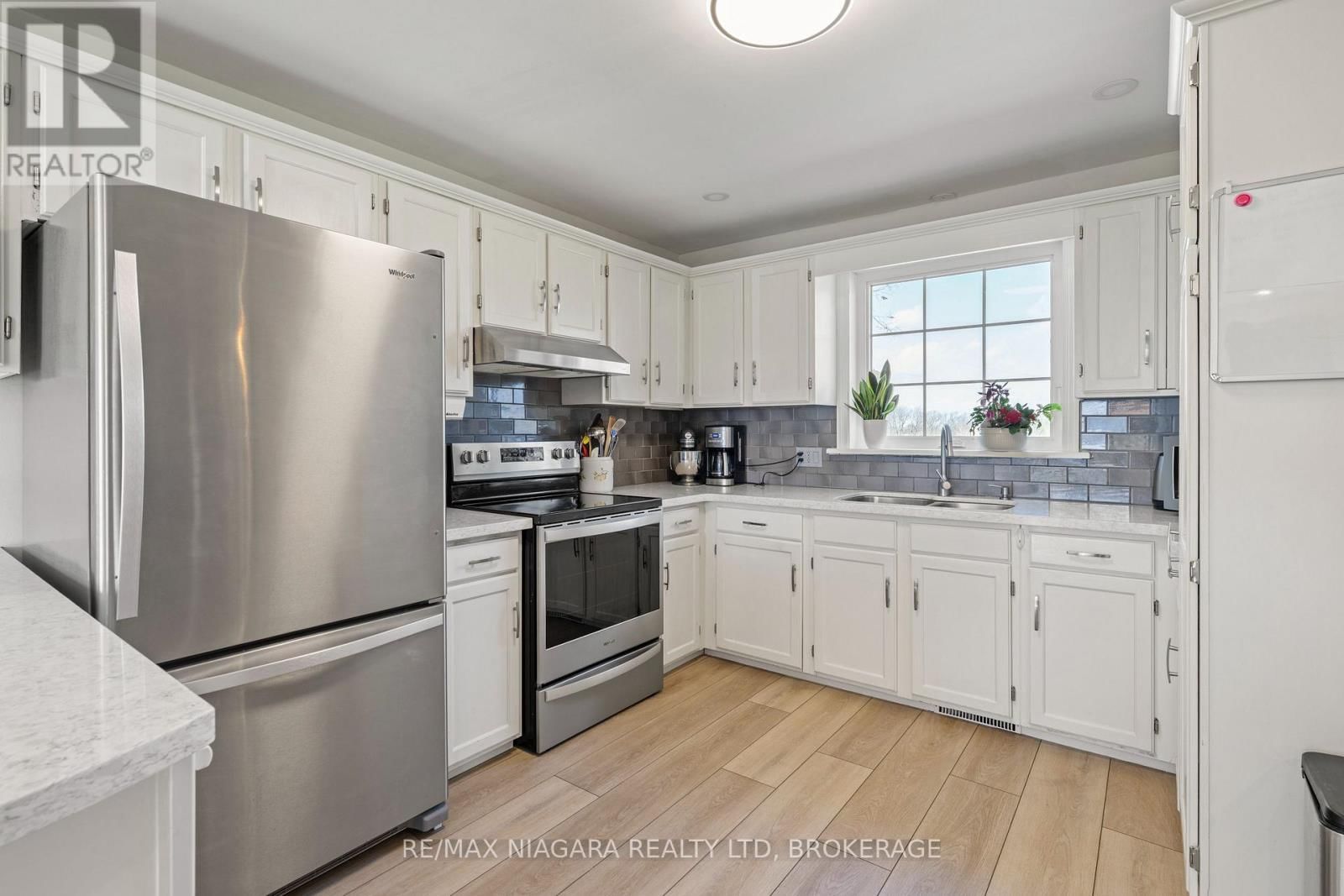 2698 TWENTY RD. ROAD Image 18