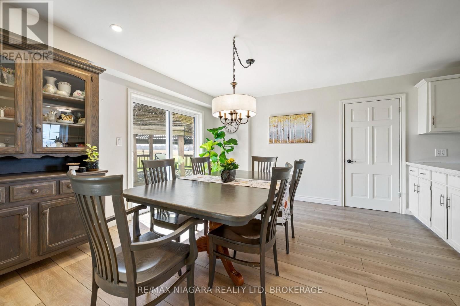 2698 TWENTY RD. ROAD Image 20