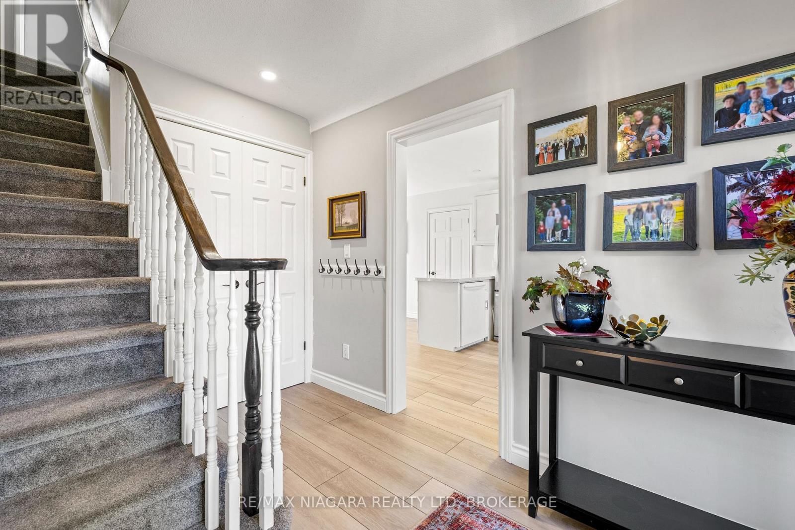 2698 TWENTY RD. ROAD Image 24