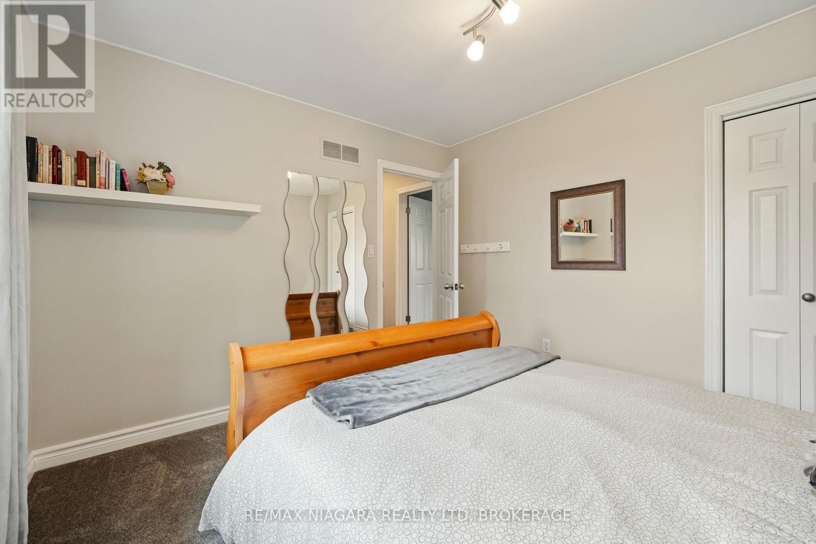 2698 TWENTY RD. ROAD Image 34