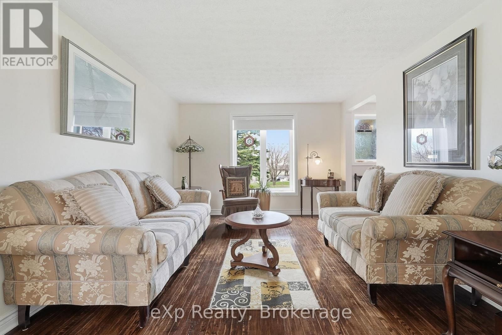 990 HERITAGE DRIVE Image 10