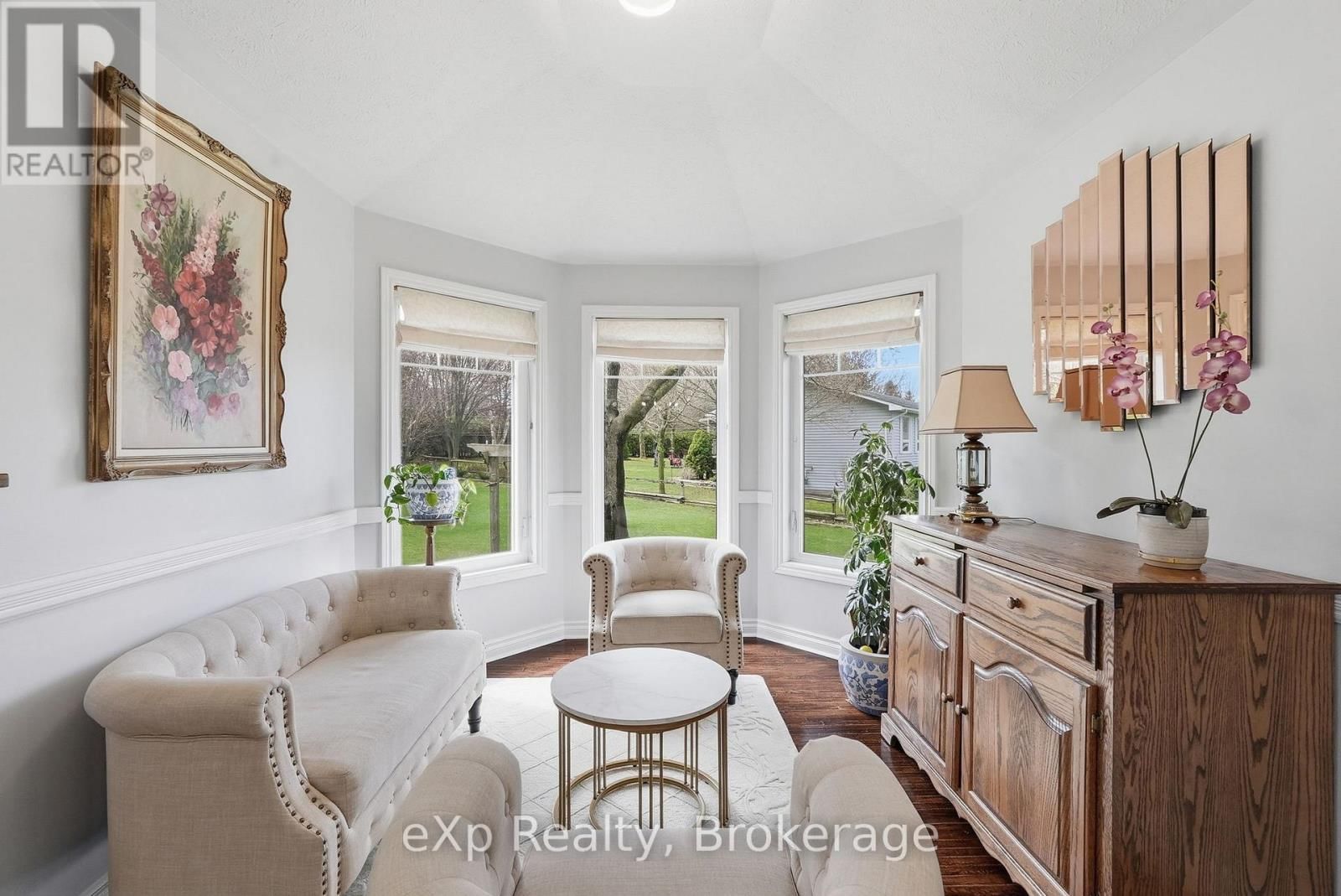 990 HERITAGE DRIVE Image 12