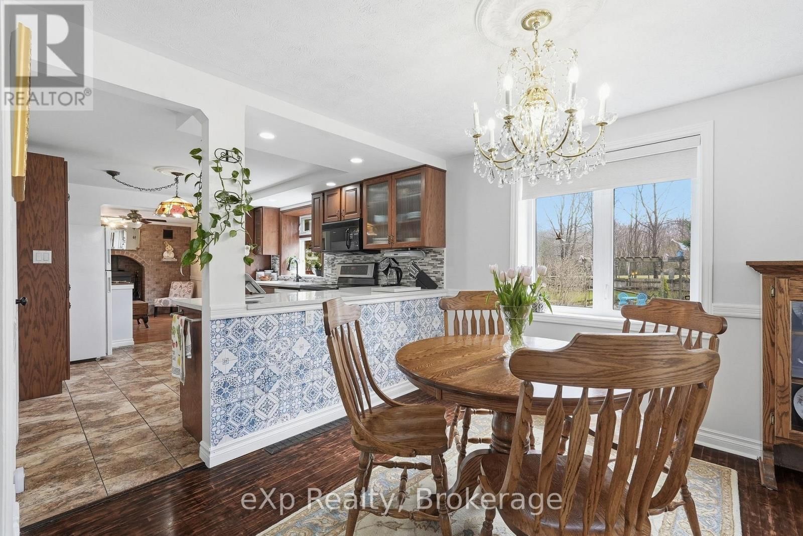 990 HERITAGE DRIVE Image 15