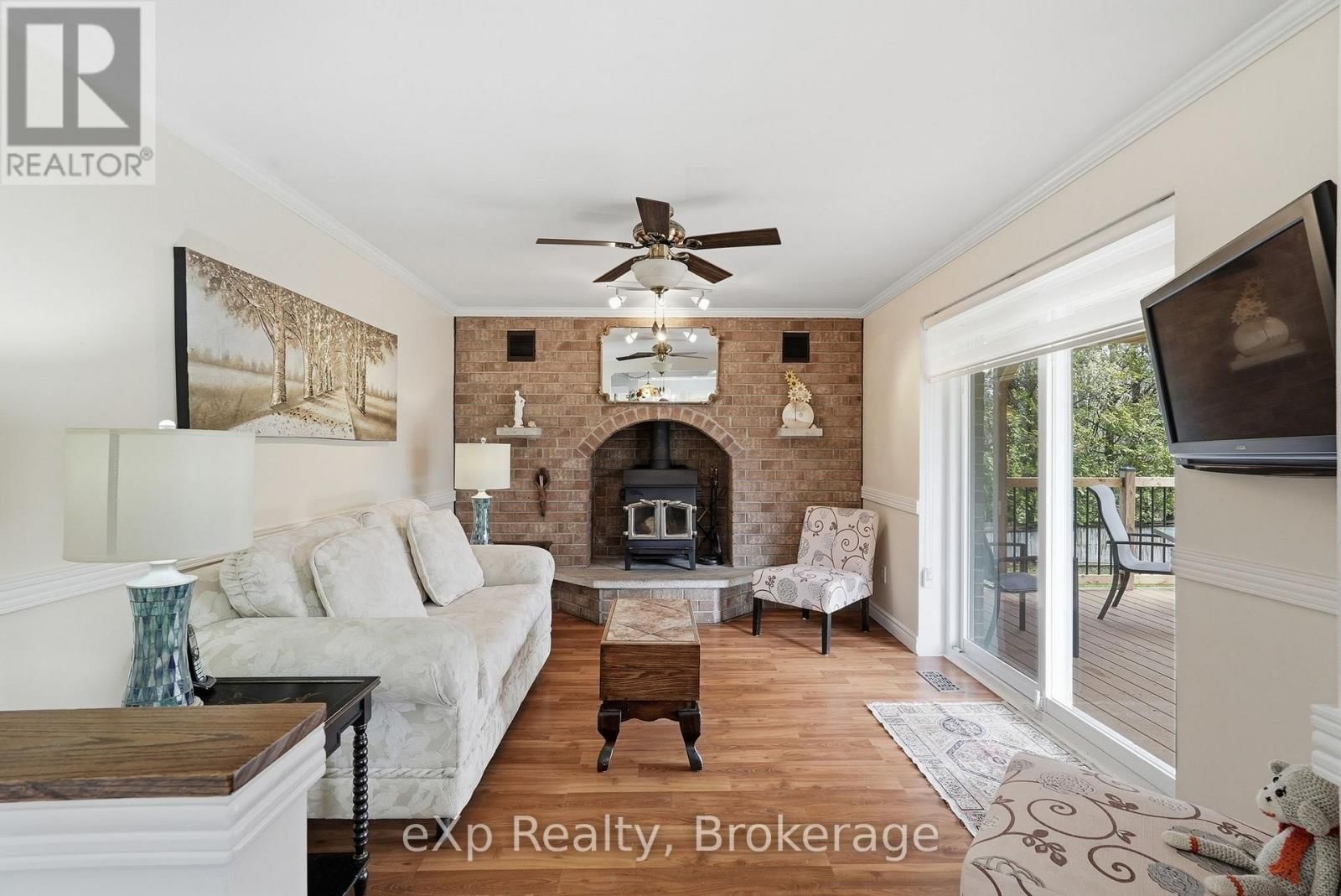 990 HERITAGE DRIVE Image 21