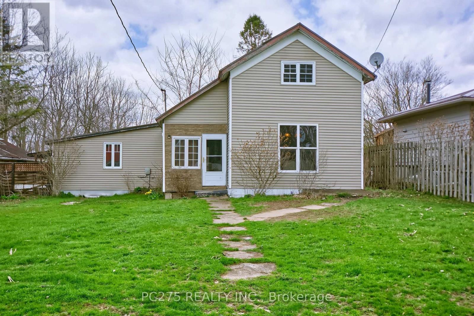 179 QUEEN STREET EAST Image 1