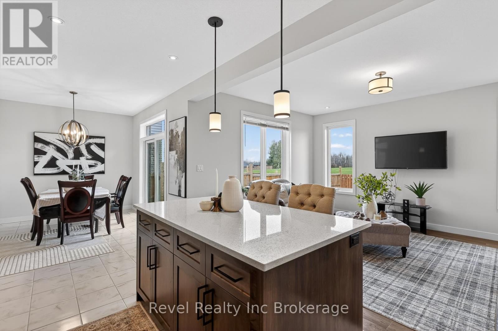 32 SUTHERLAND CRESCENT Image 21