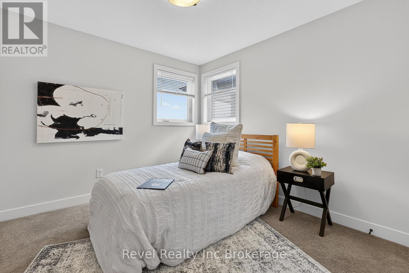 32 SUTHERLAND CRESCENT Image 26