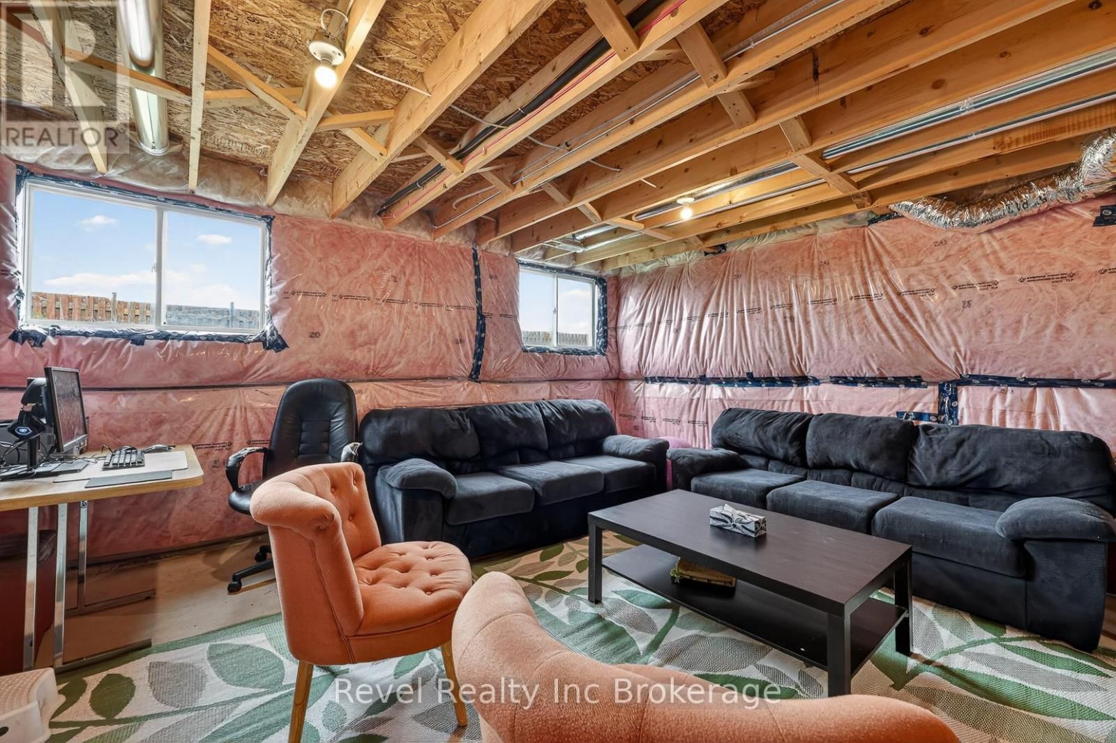 32 SUTHERLAND CRESCENT Image 38