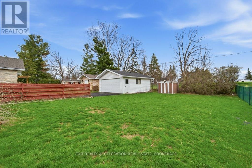 272 BRIDGE STREET WEST Image 41