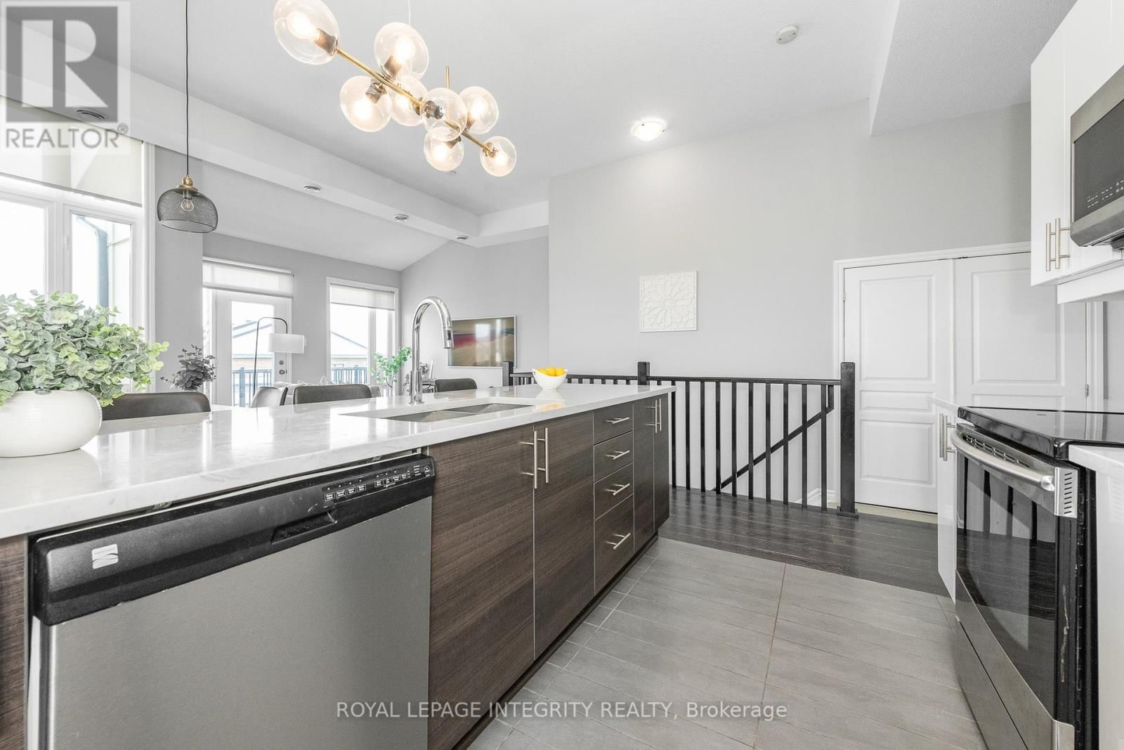 49 - 113 POPLIN STREET Image 10