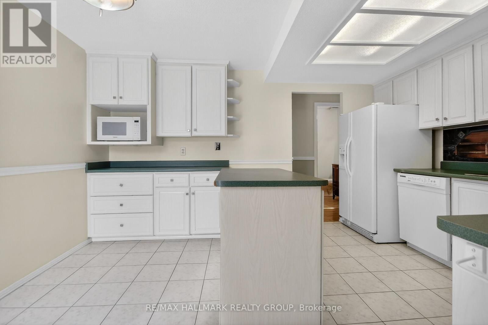 14 JALNA COURT Image 19