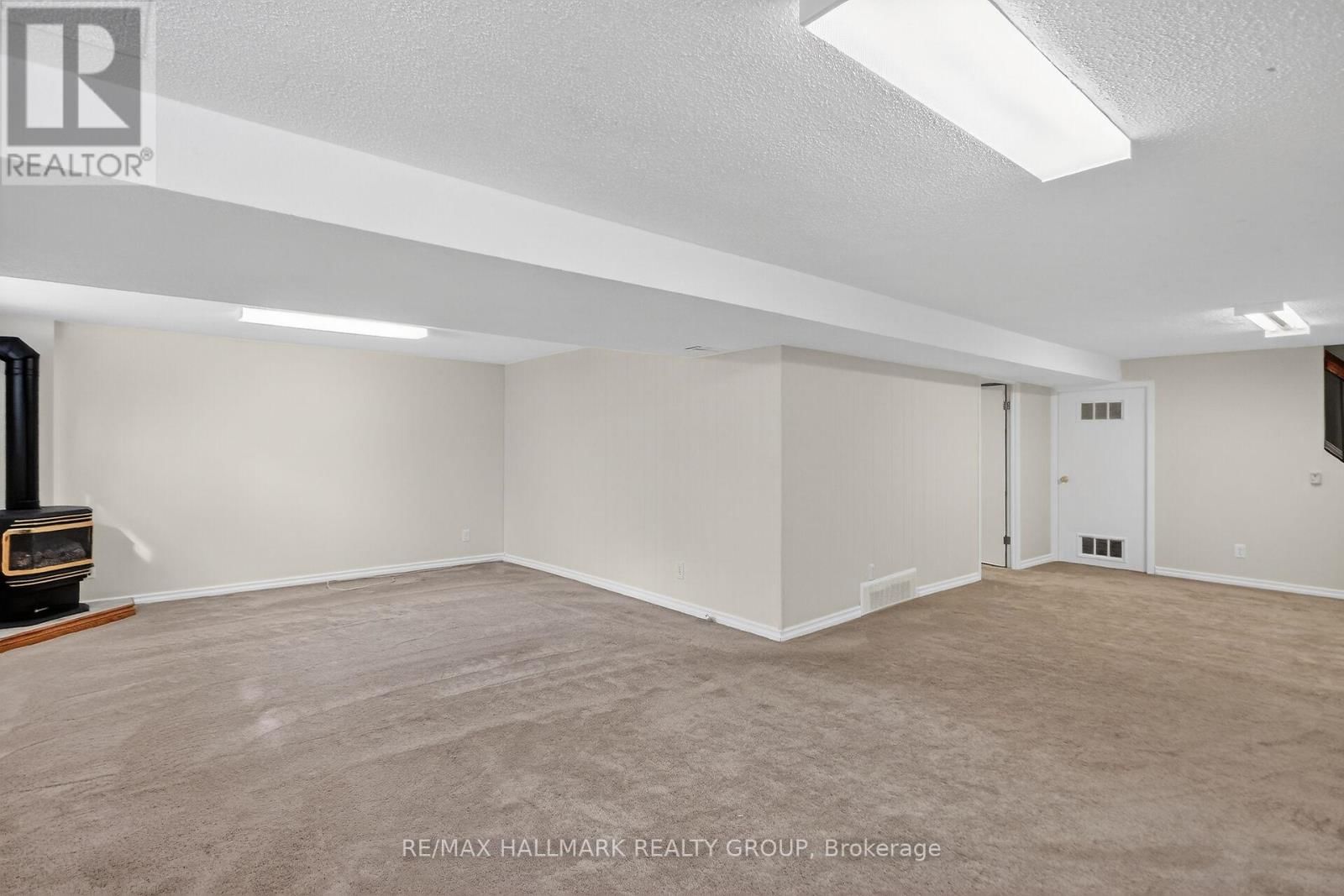 14 JALNA COURT Image 40