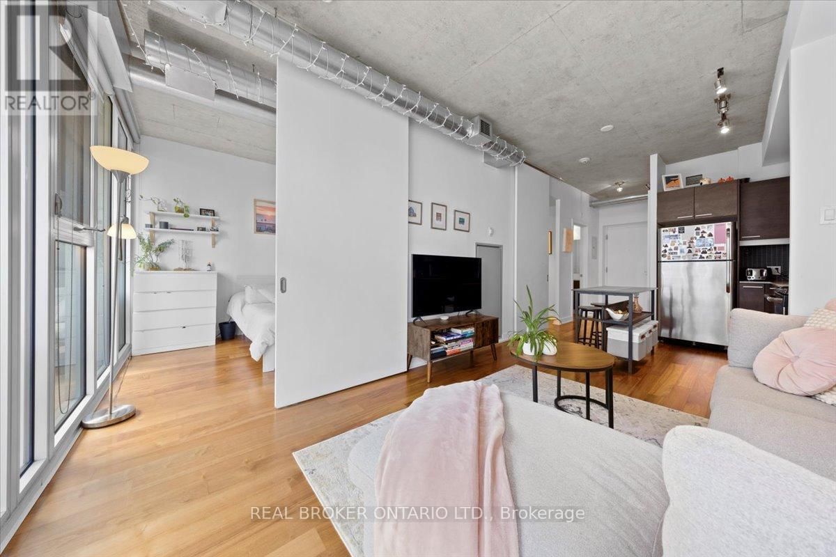 503 - 354 GLADSTONE AVENUE Image 16