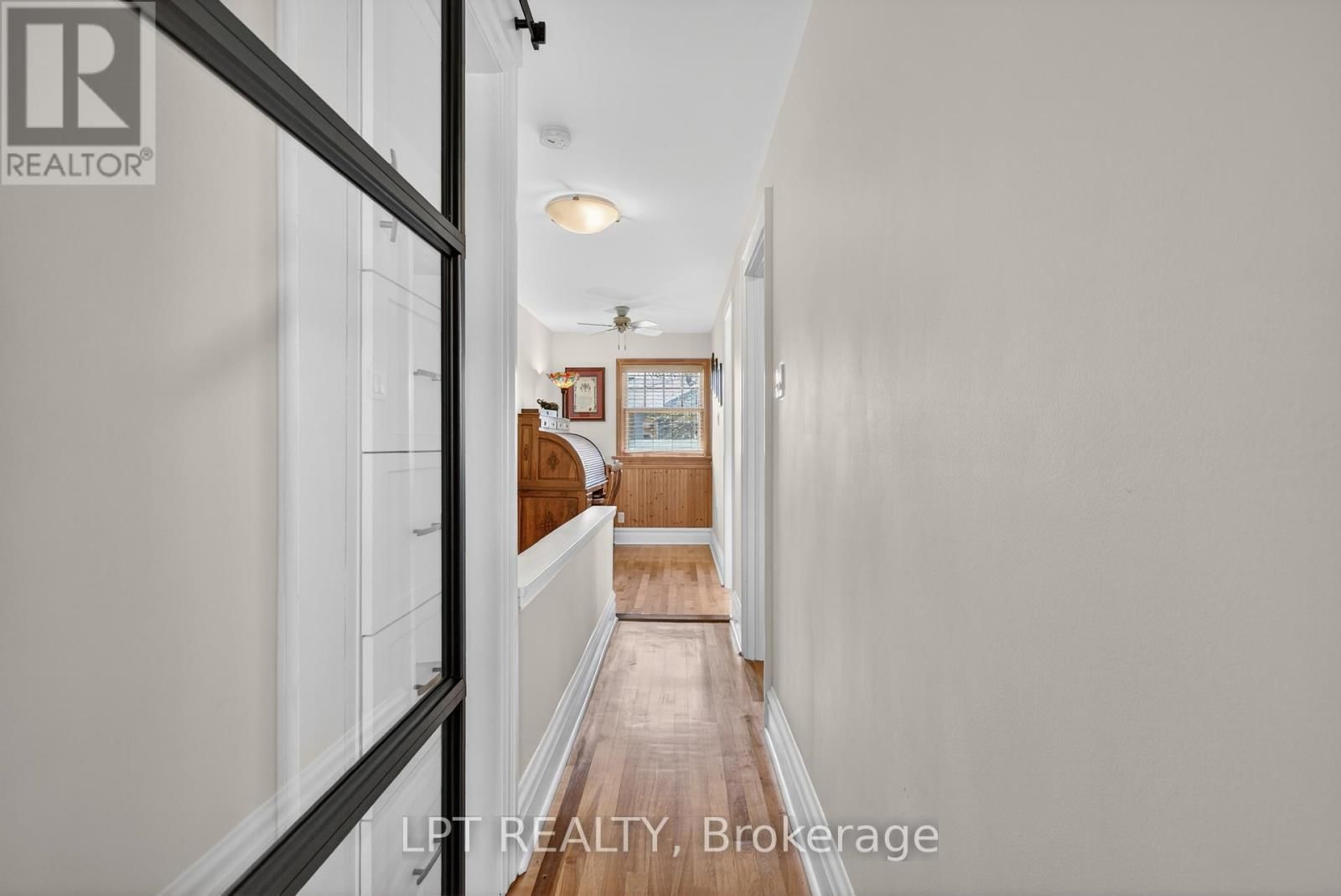 168 HURON AVENUE NORTH Image 19