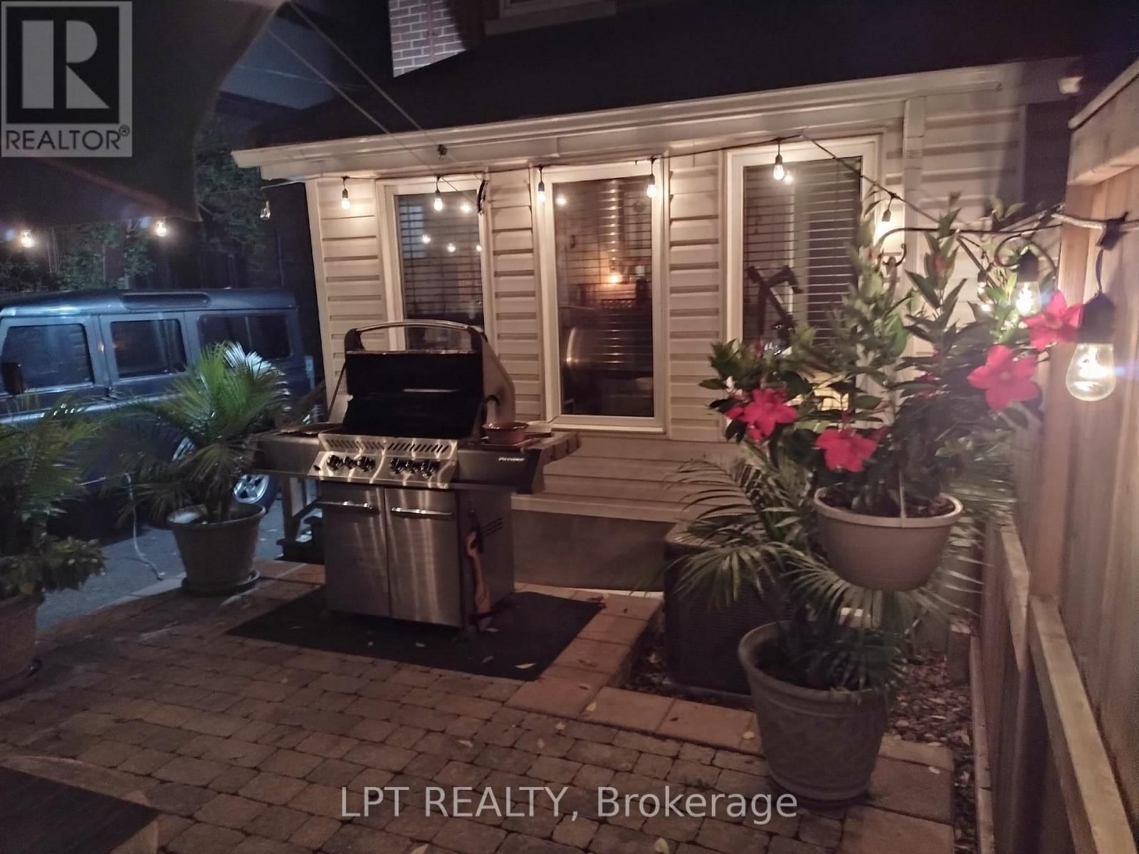 168 HURON AVENUE NORTH Image 46