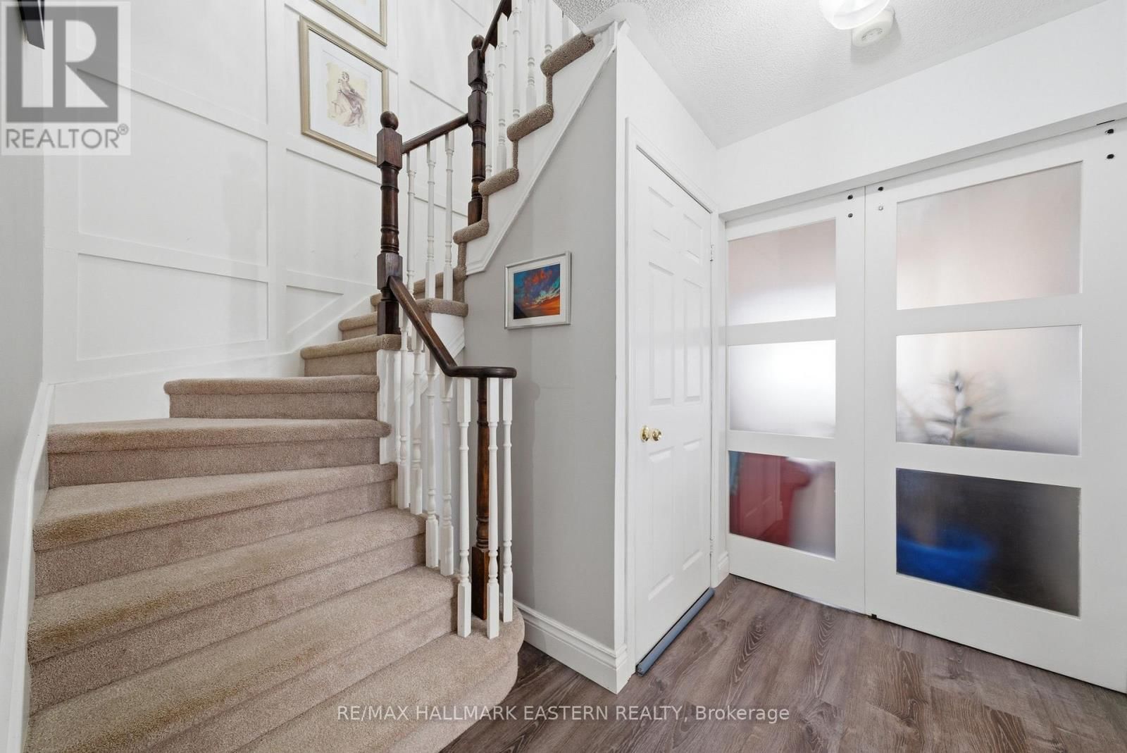 537 WILFRED DRIVE Image 17