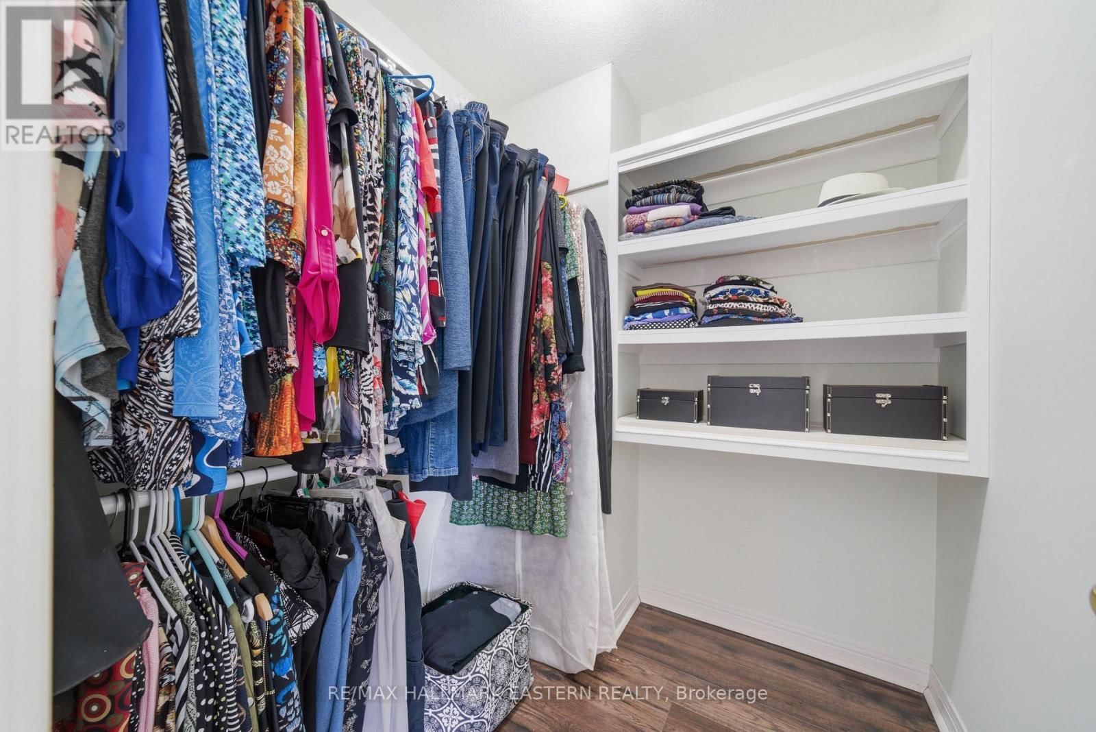 537 WILFRED DRIVE Image 23