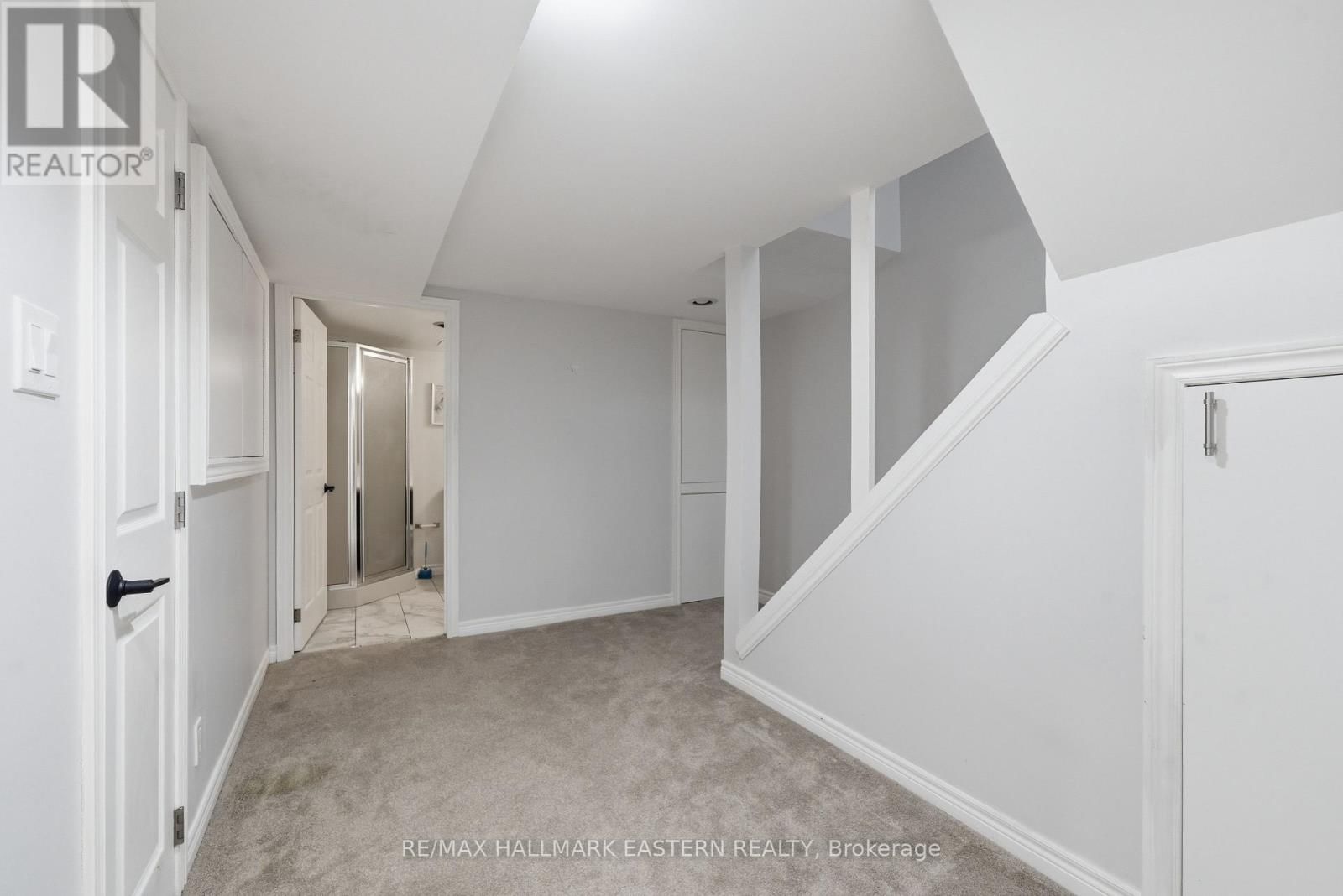 537 WILFRED DRIVE Image 33