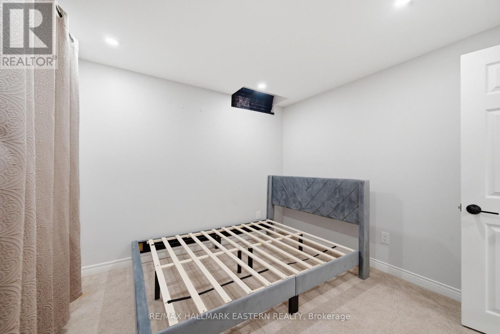 537 WILFRED DRIVE Image 38