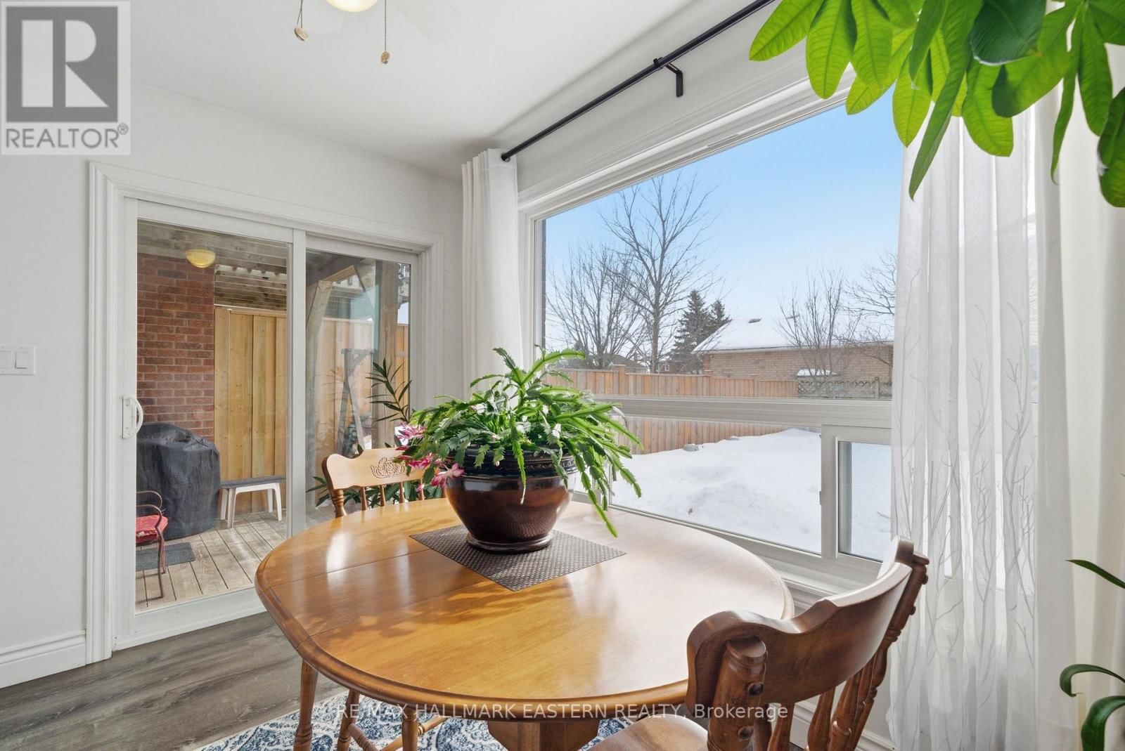 537 WILFRED DRIVE Image 9