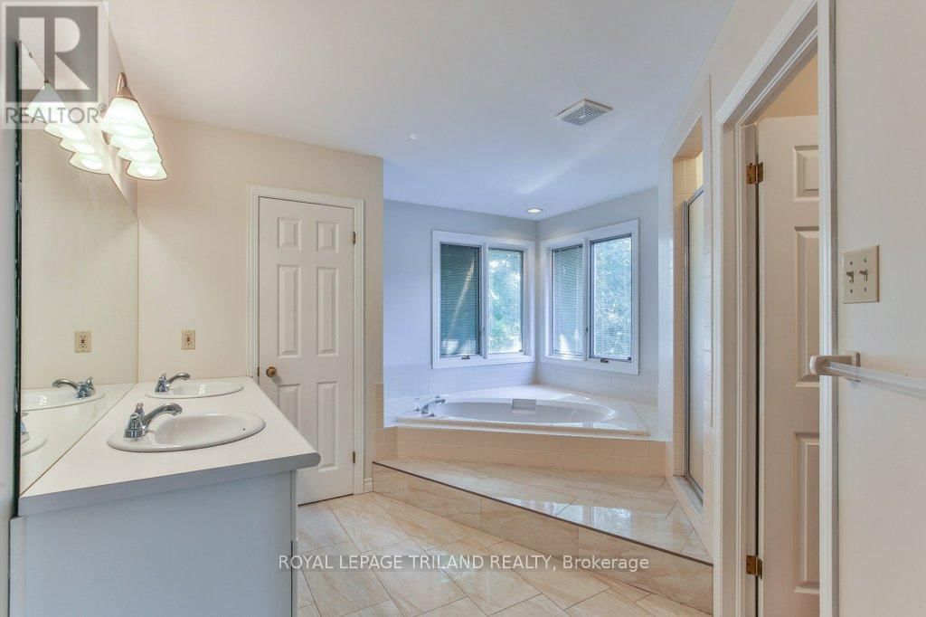 97 TIMBER DRIVE Image 20