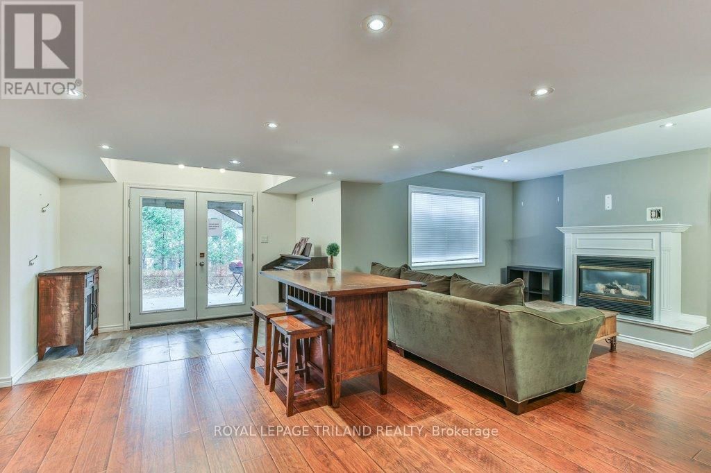 97 TIMBER DRIVE Image 36