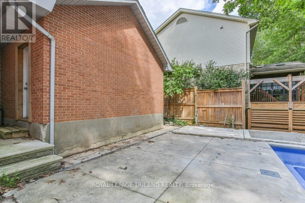 97 TIMBER DRIVE Image 45