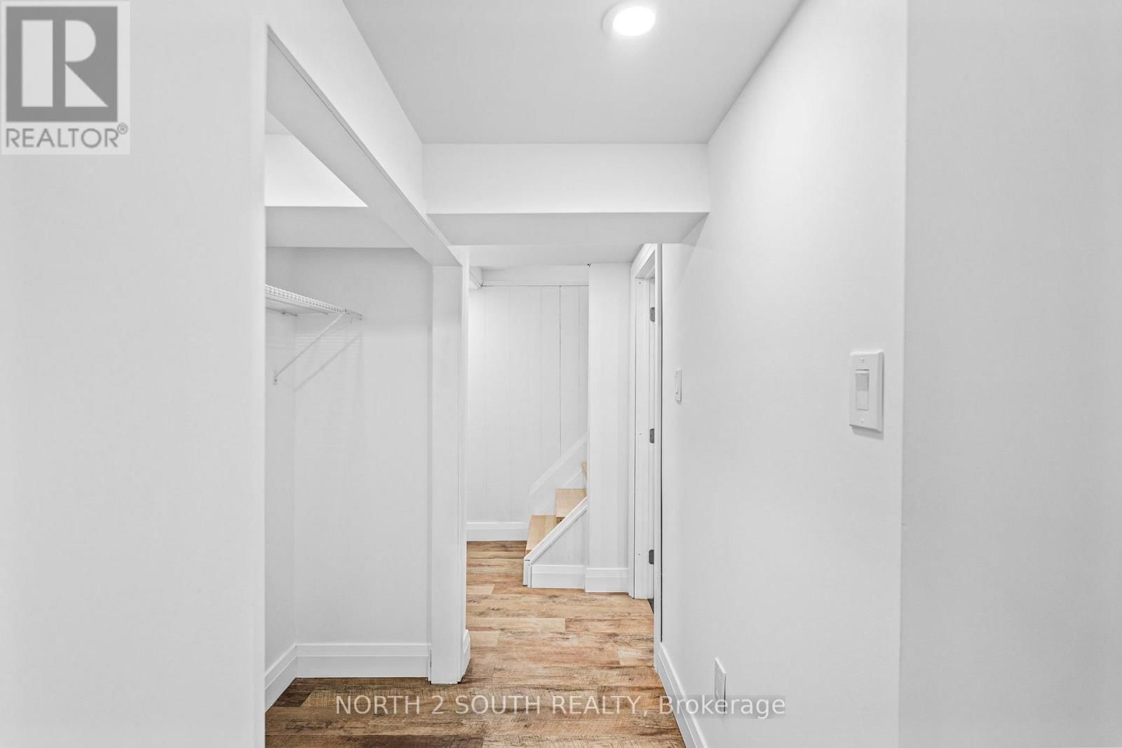 81 CLARK AVENUE Image 33