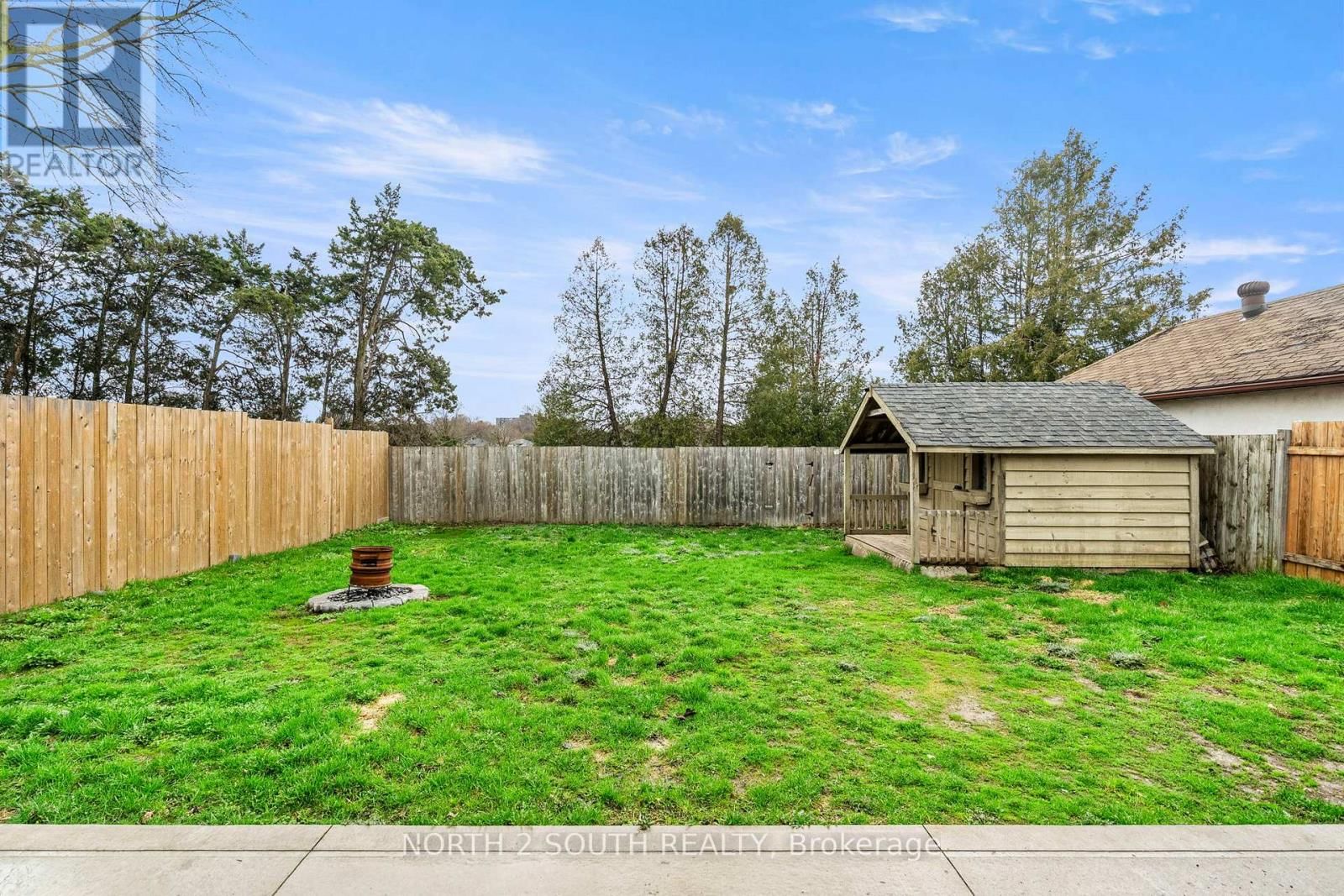 81 CLARK AVENUE Image 38