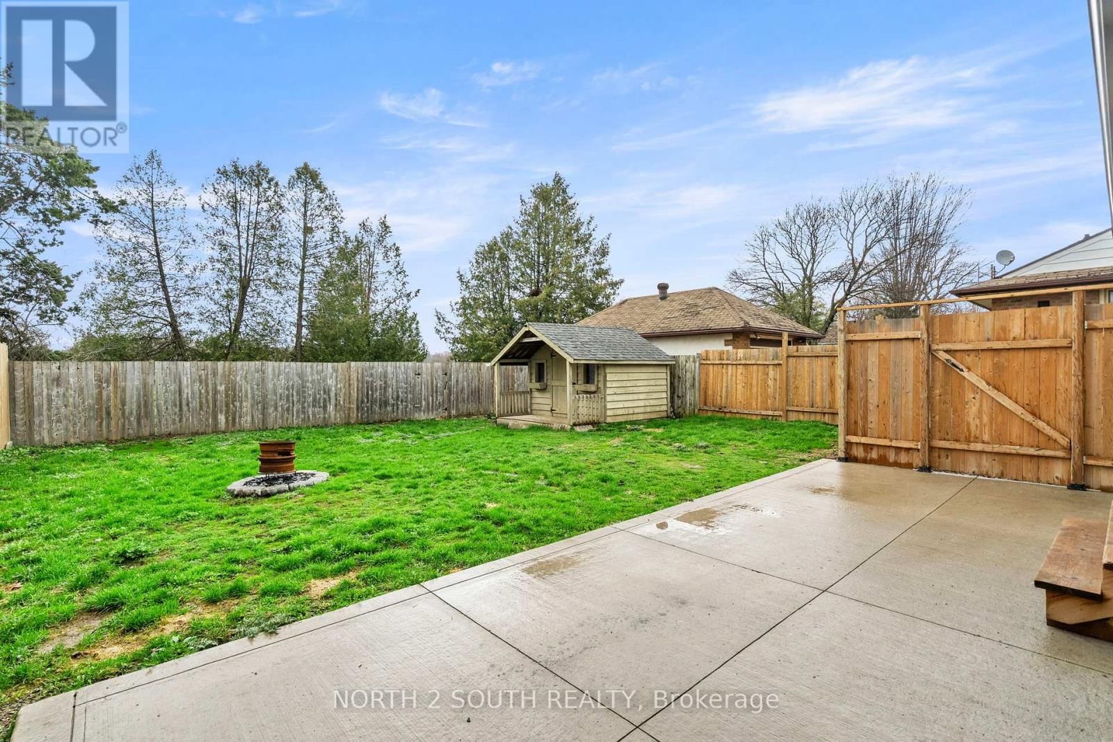 81 CLARK AVENUE Image 39