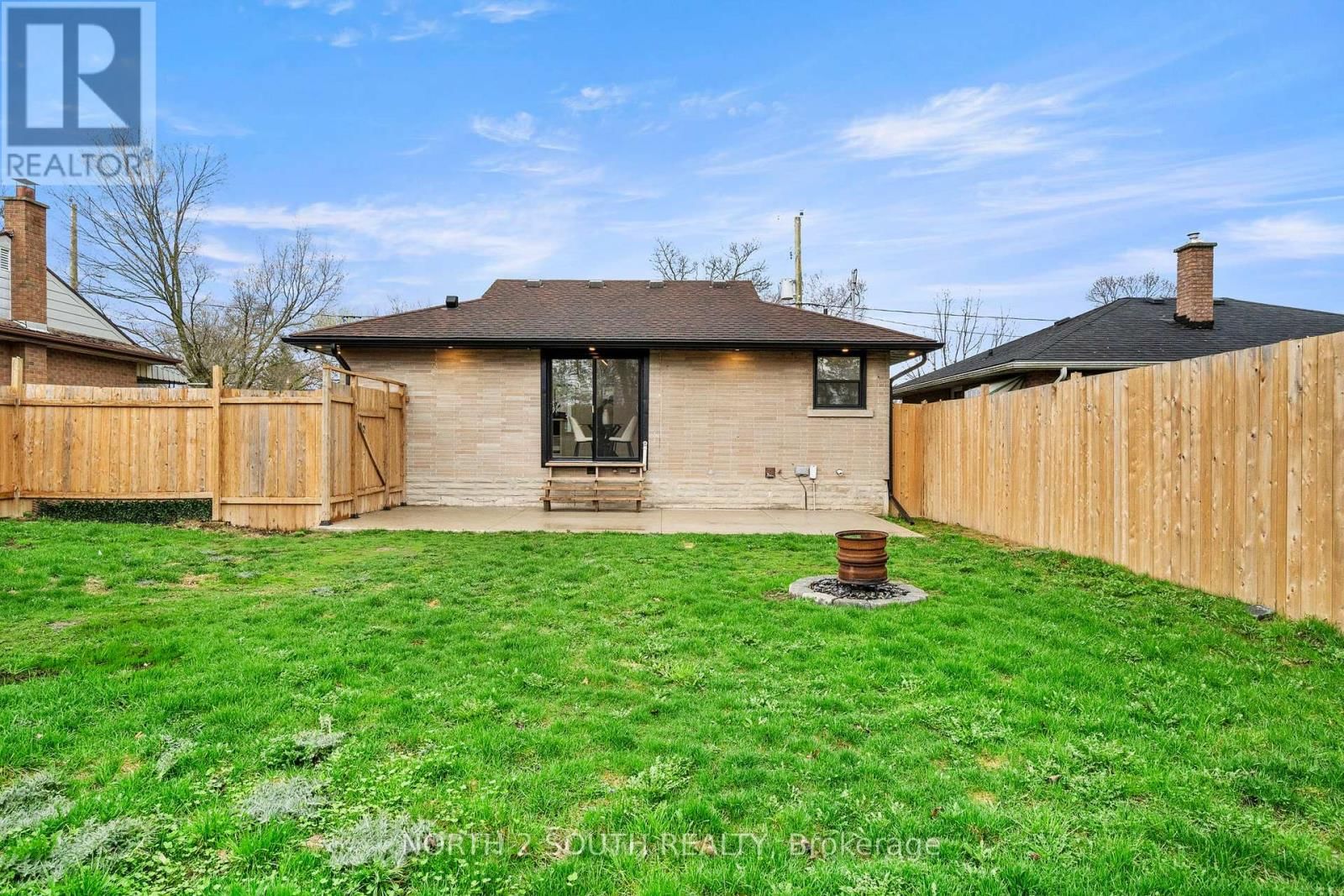 81 CLARK AVENUE Image 41