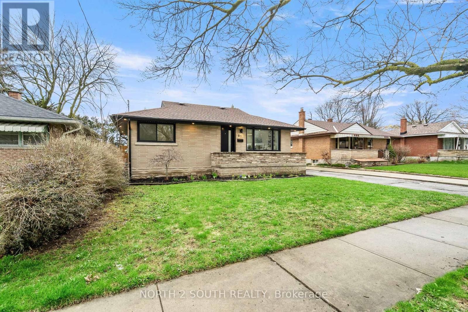 81 CLARK AVENUE Image 43