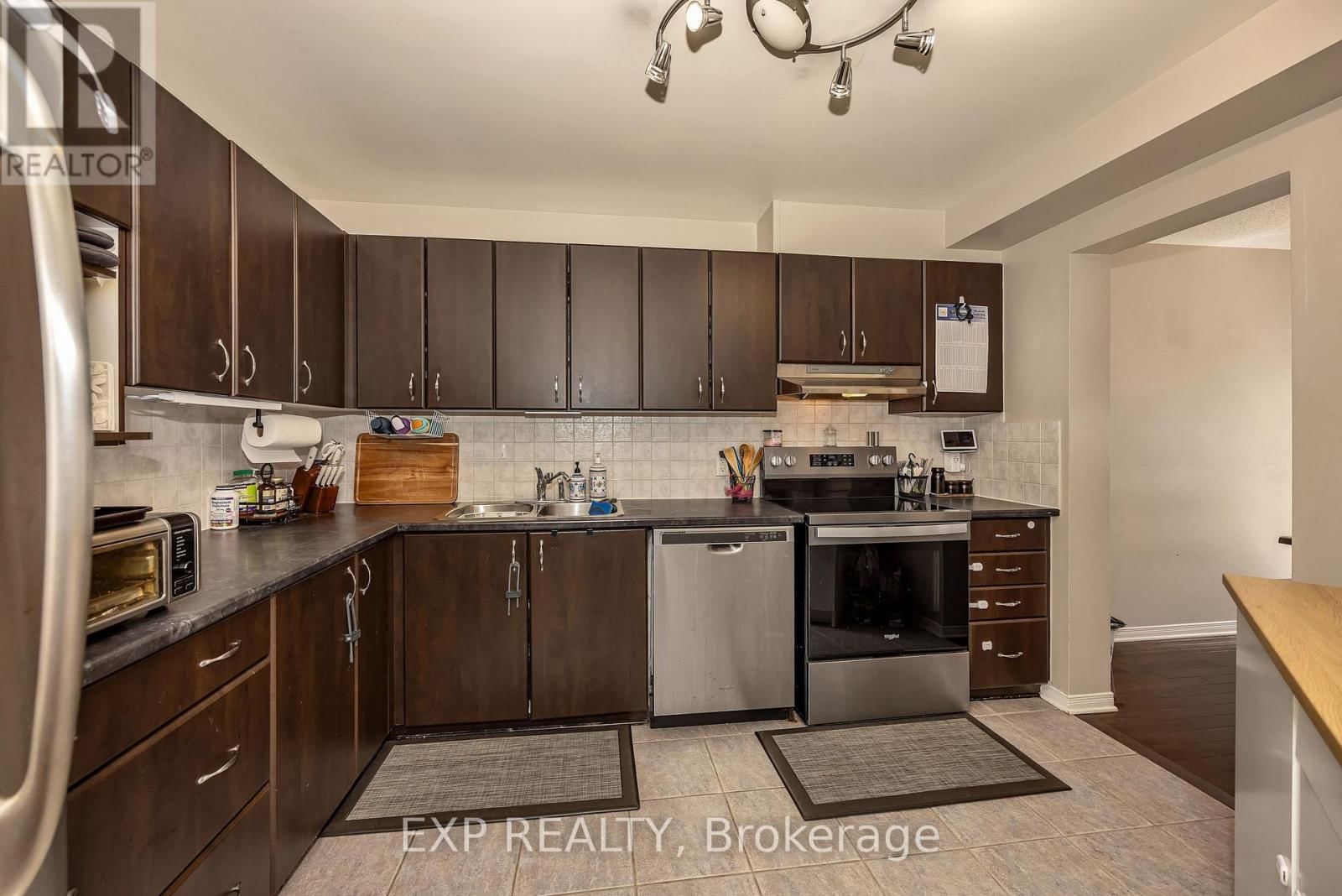 359 BAKEWELL CRESCENT Image 4