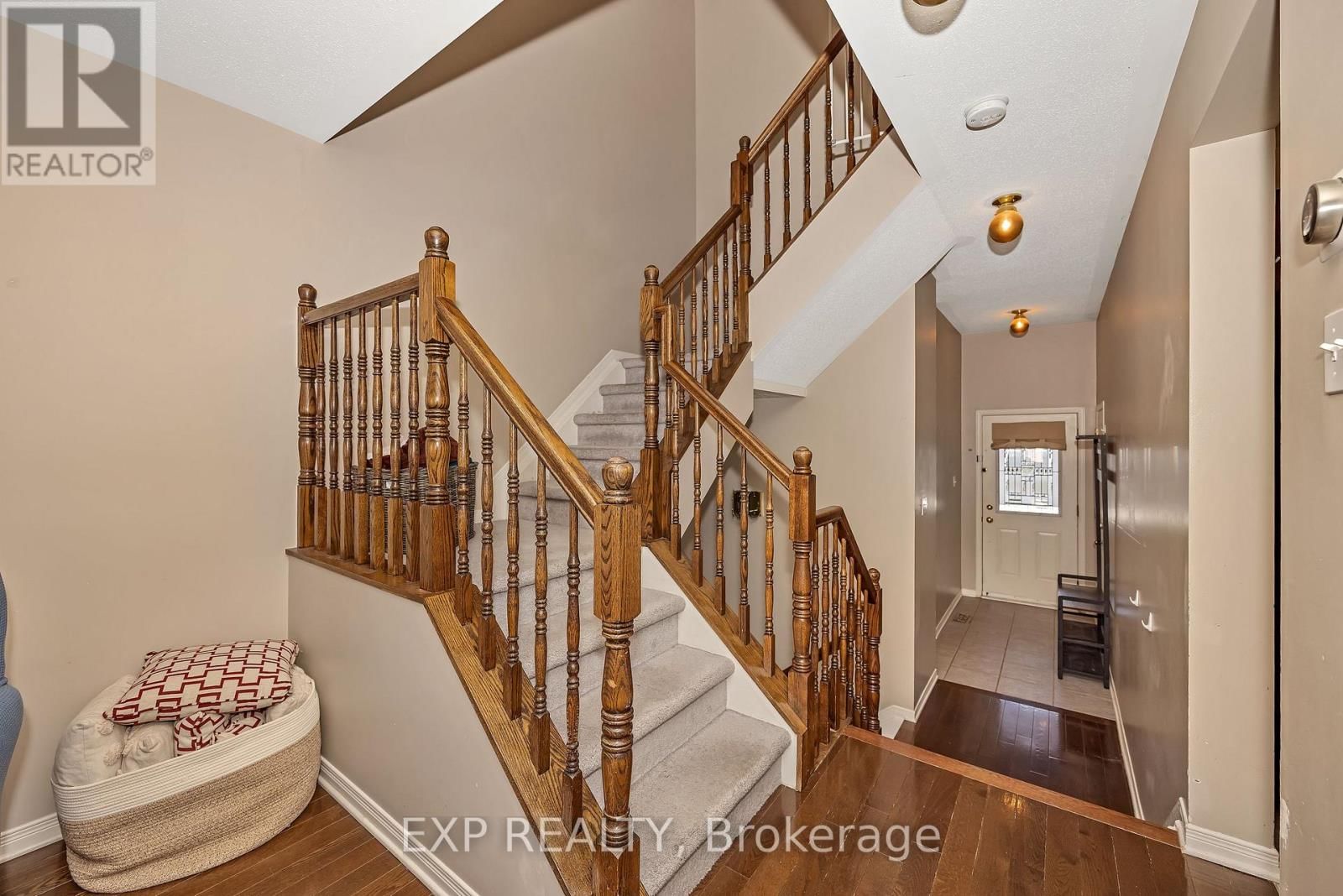 359 BAKEWELL CRESCENT Image 8