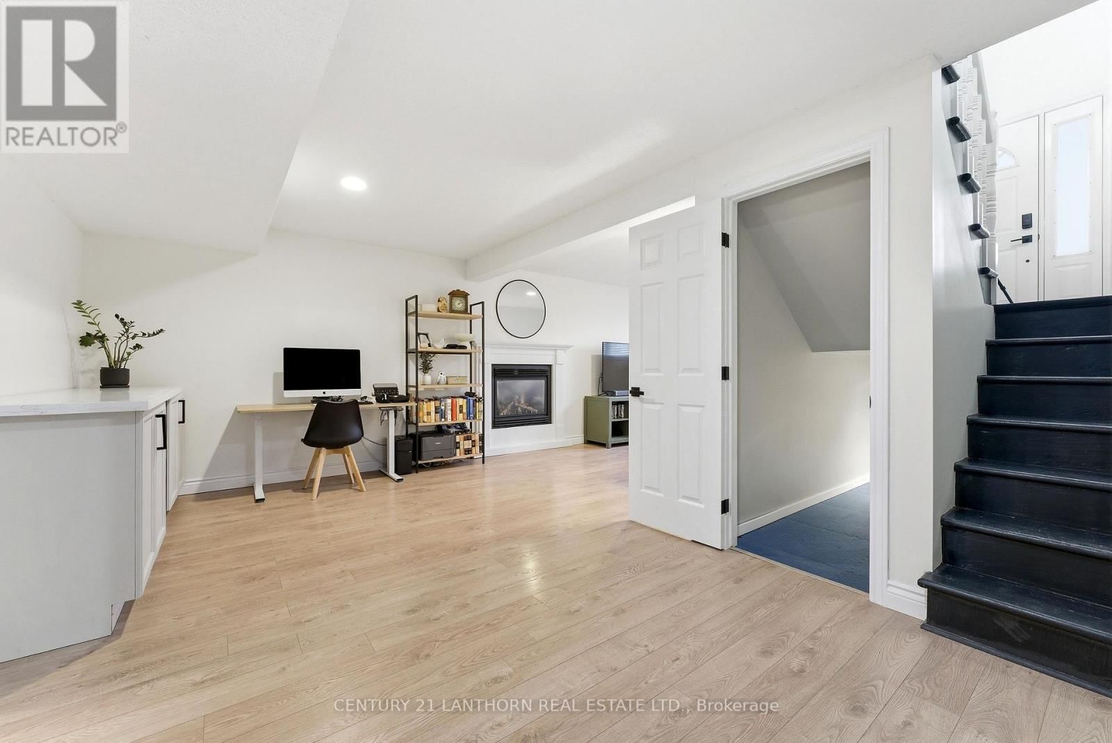 75 GEARIN STREET Image 27