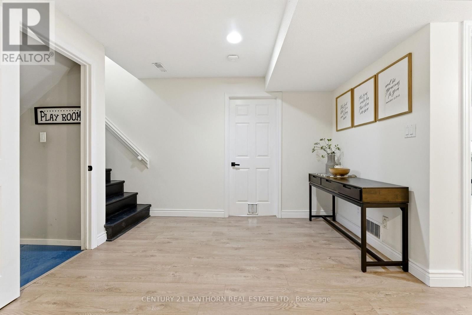 75 GEARIN STREET Image 28