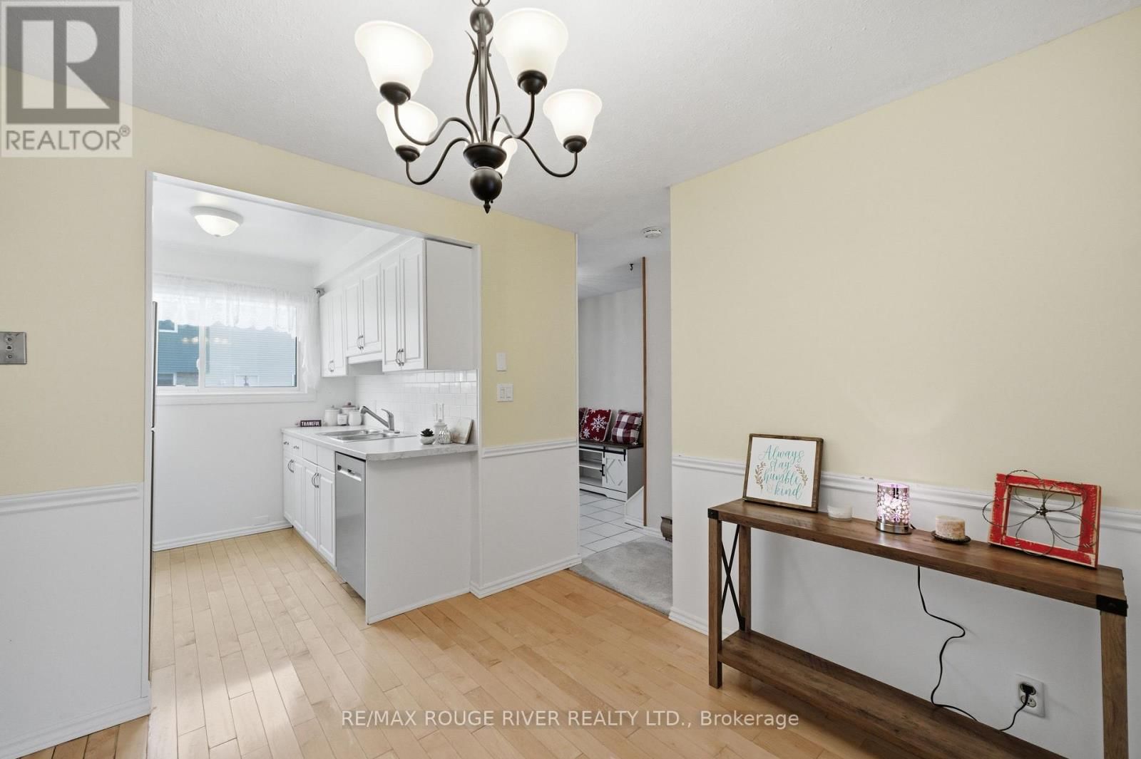 C3 - 400 WESTWOOD DRIVE Image 11