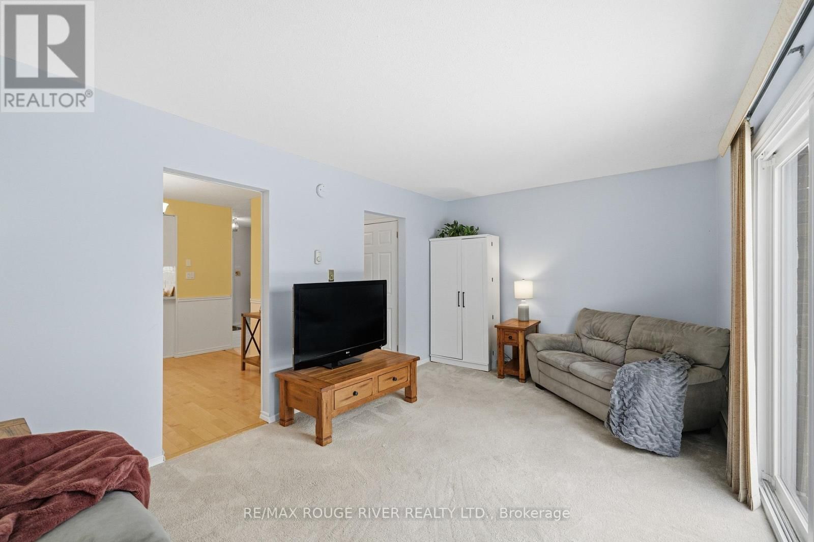 C3 - 400 WESTWOOD DRIVE Image 16