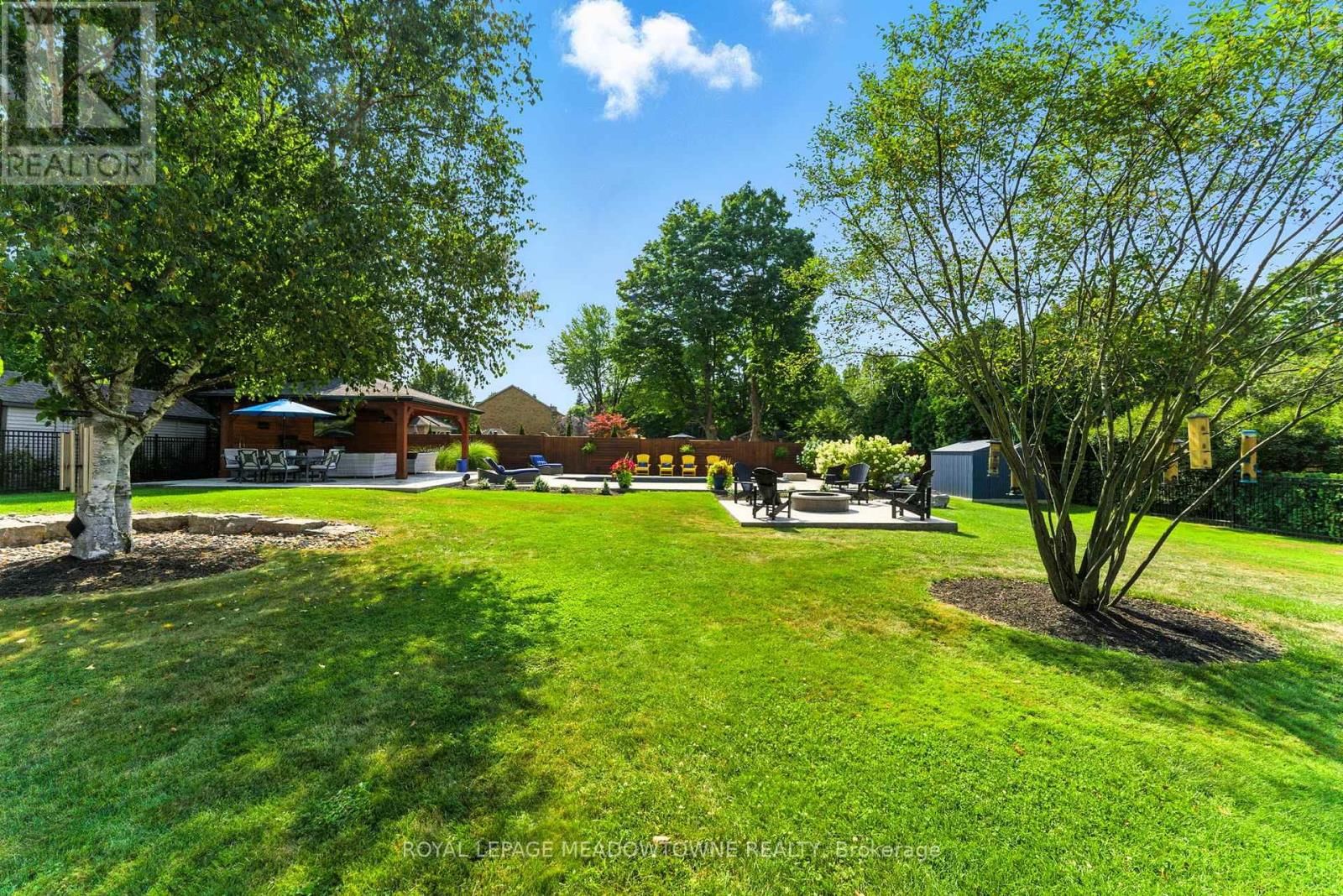 2 BLUEHERON LANE Image 32