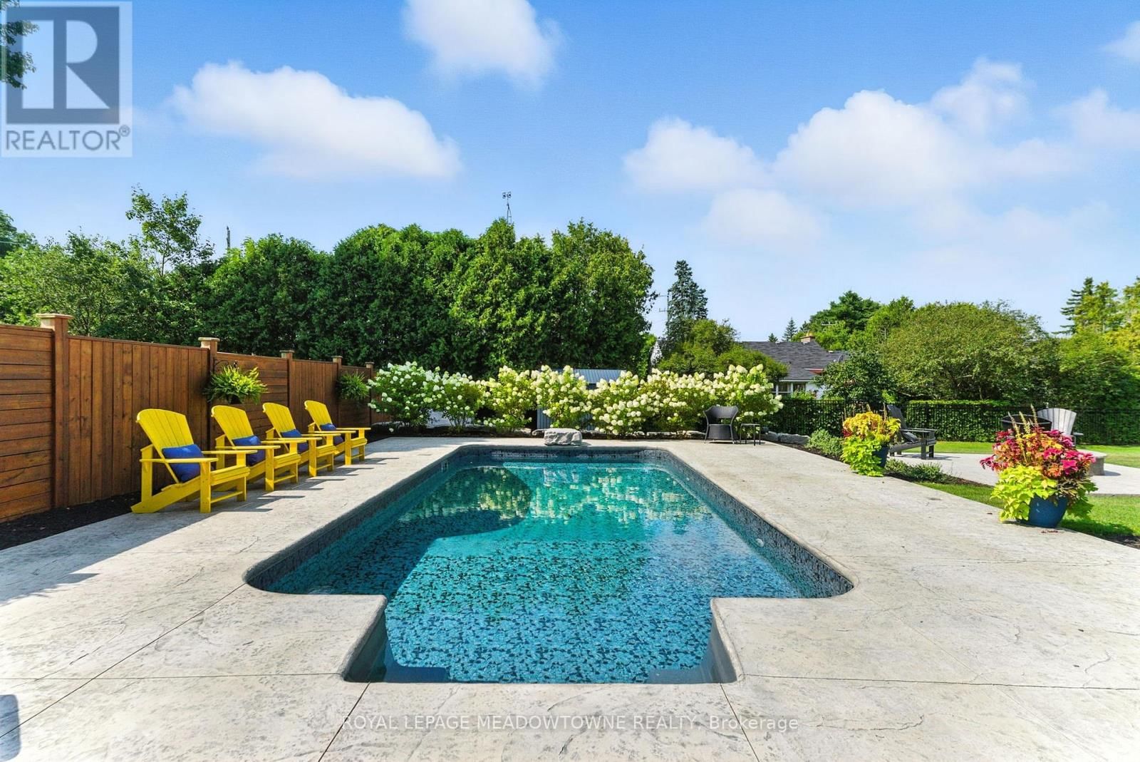 2 BLUEHERON LANE Image 33