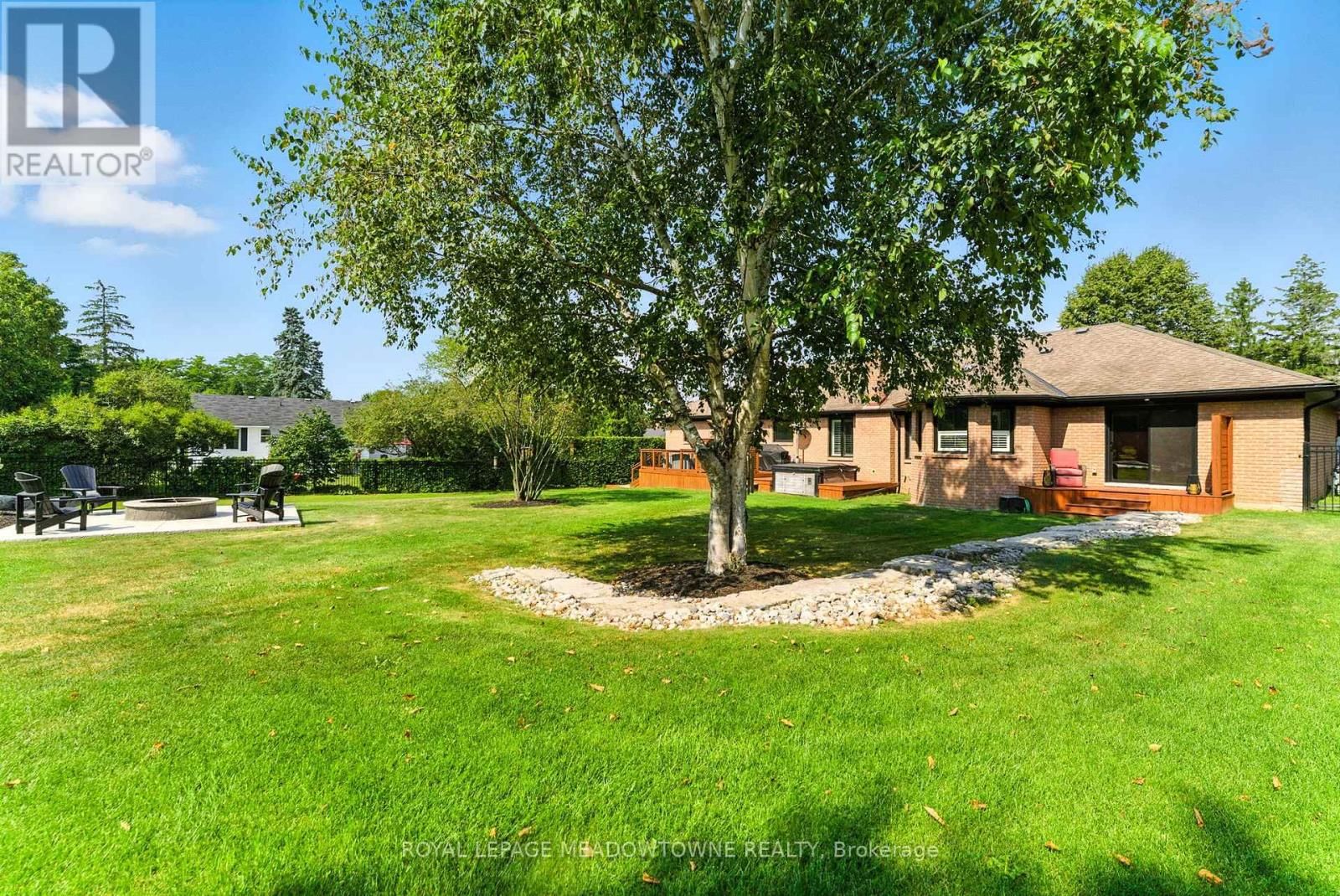 2 BLUEHERON LANE Image 41