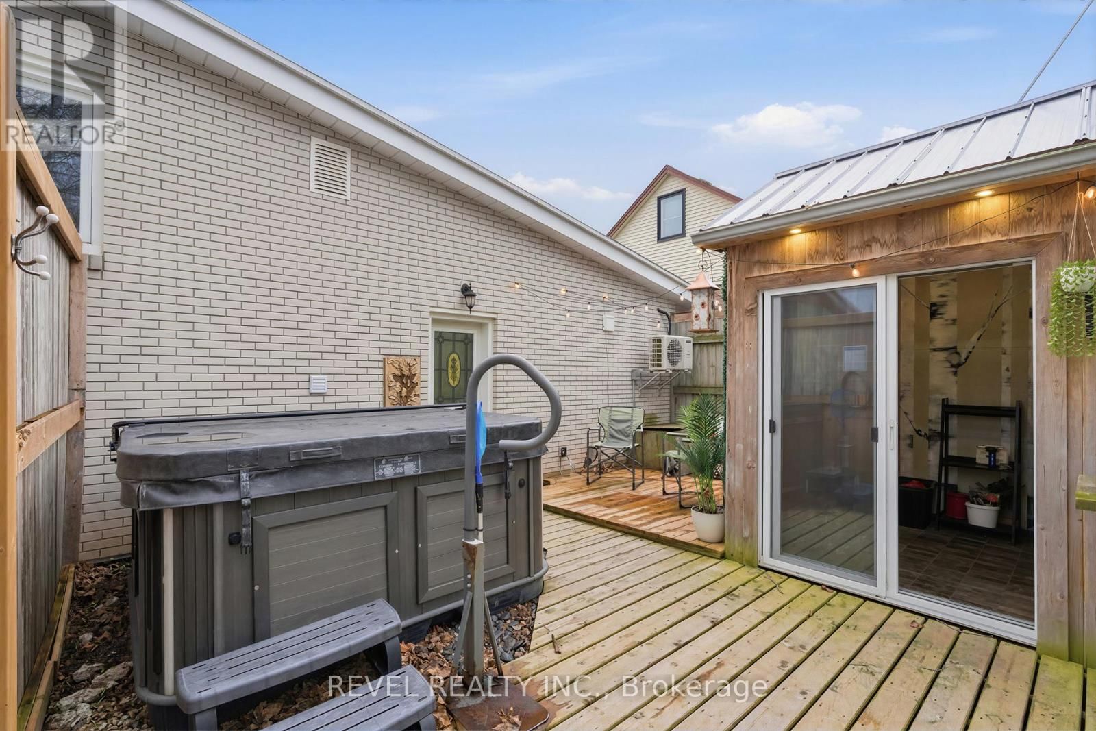 92 WATER STREET Image 23