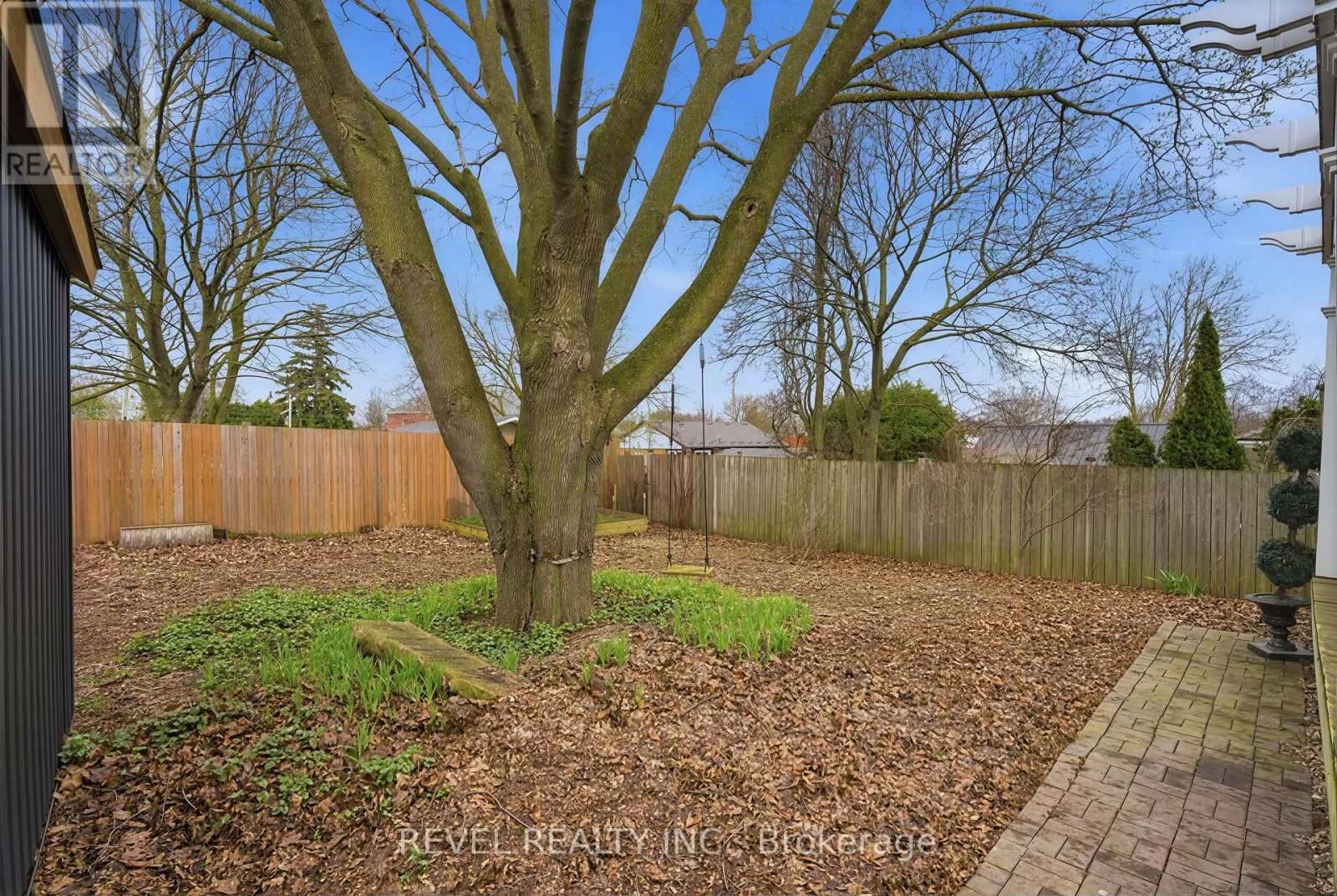 92 WATER STREET Image 27