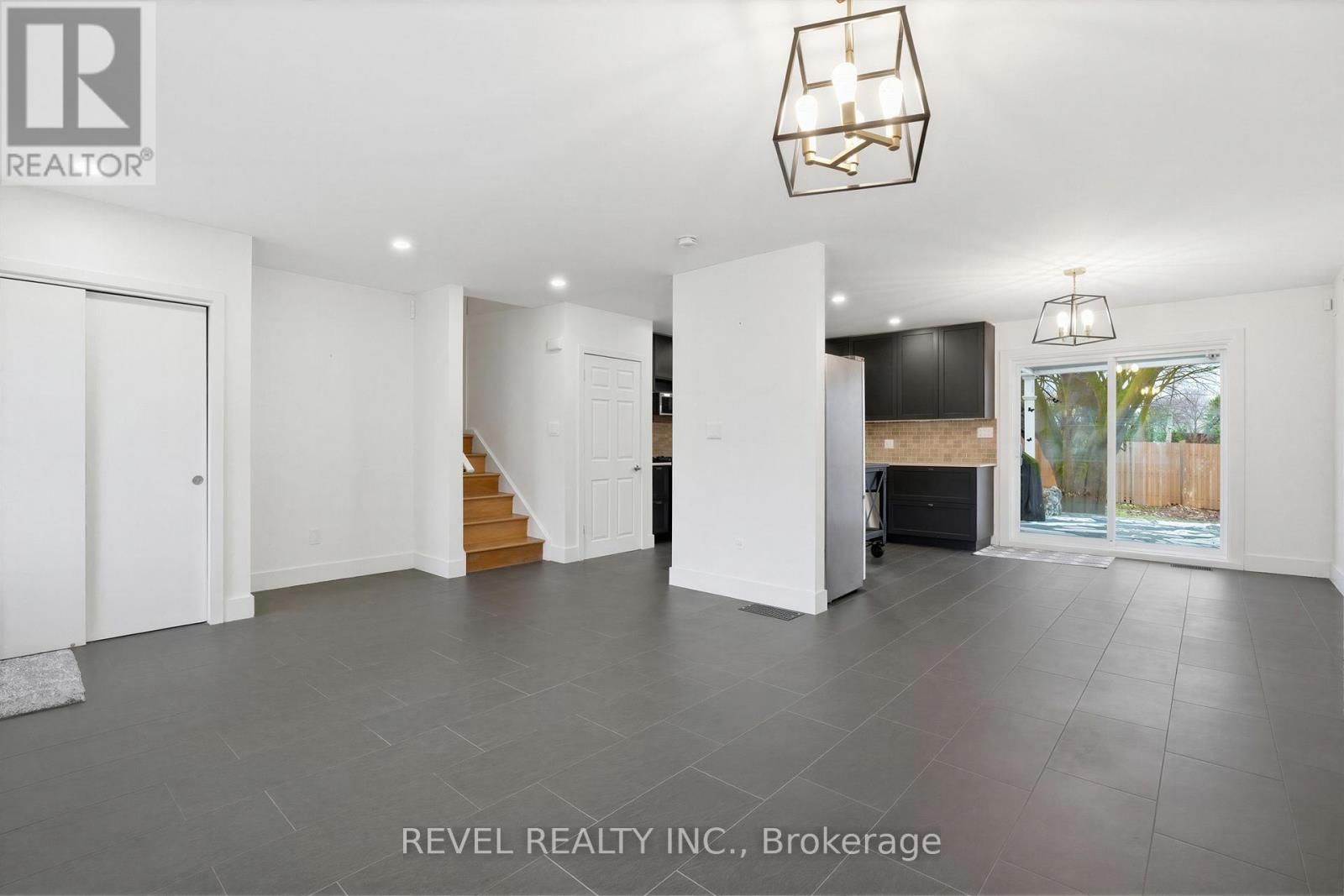 92 WATER STREET Image 4