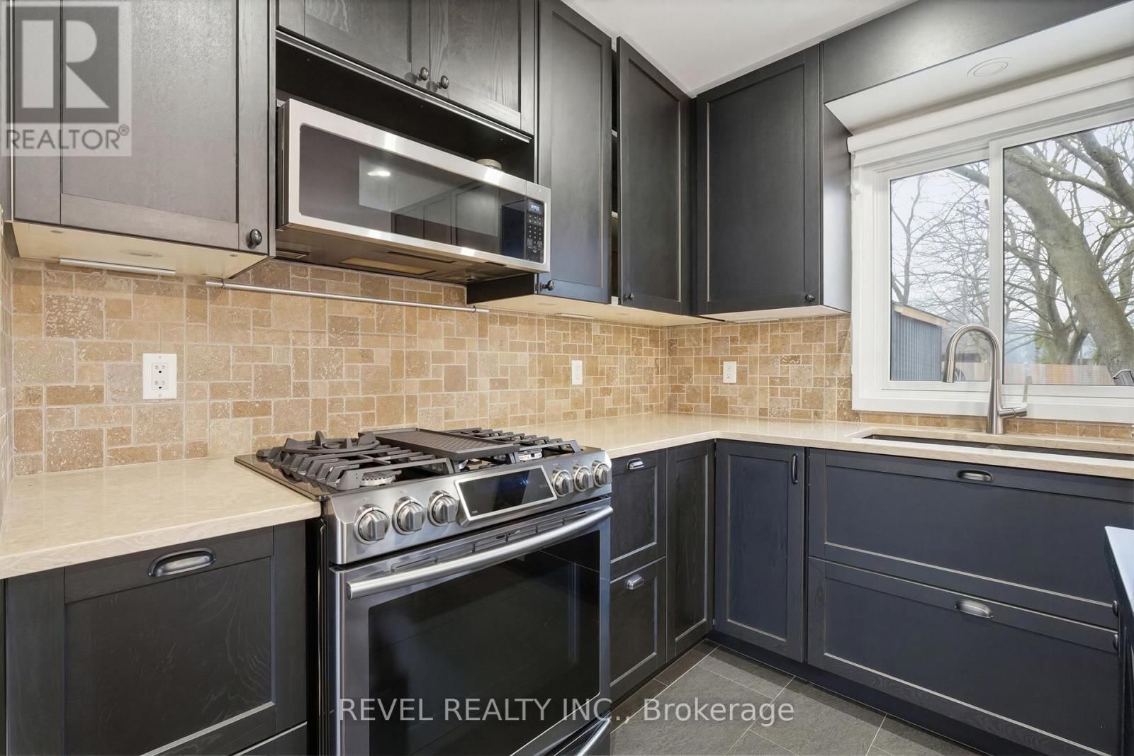 92 WATER STREET Image 6