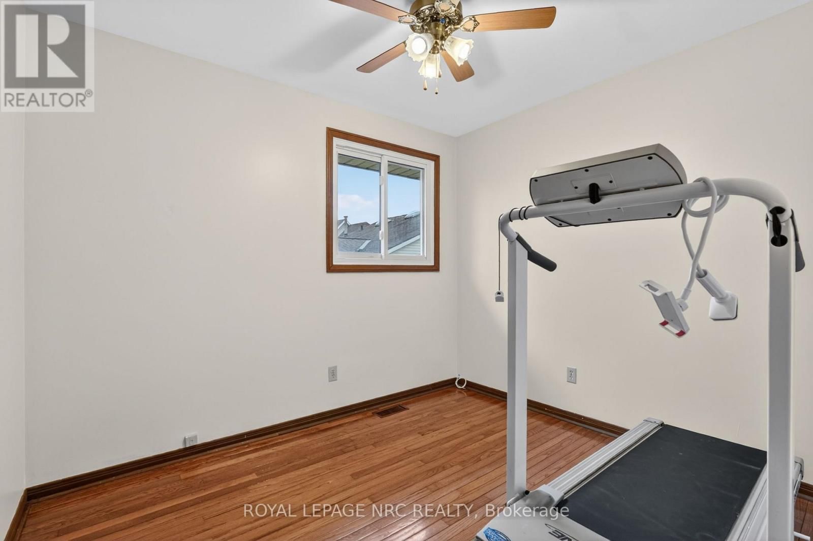 7438 PETRULLO COURT Image 22