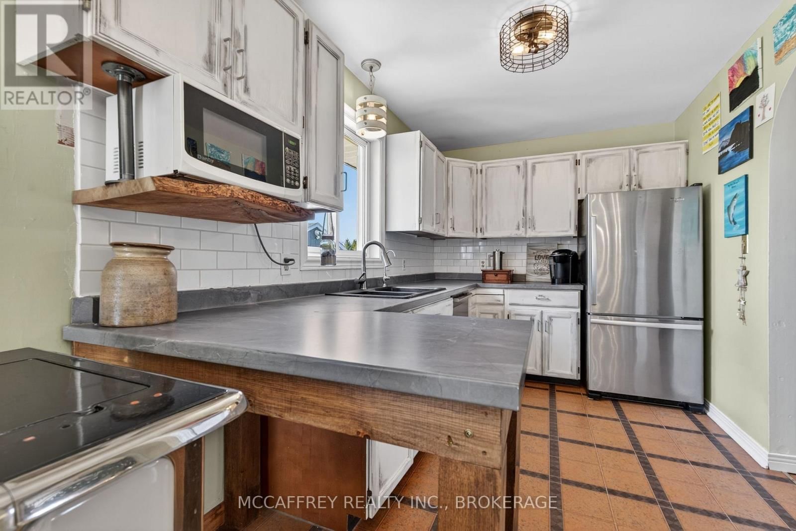 26 DOLLAR CRESCENT Image 12