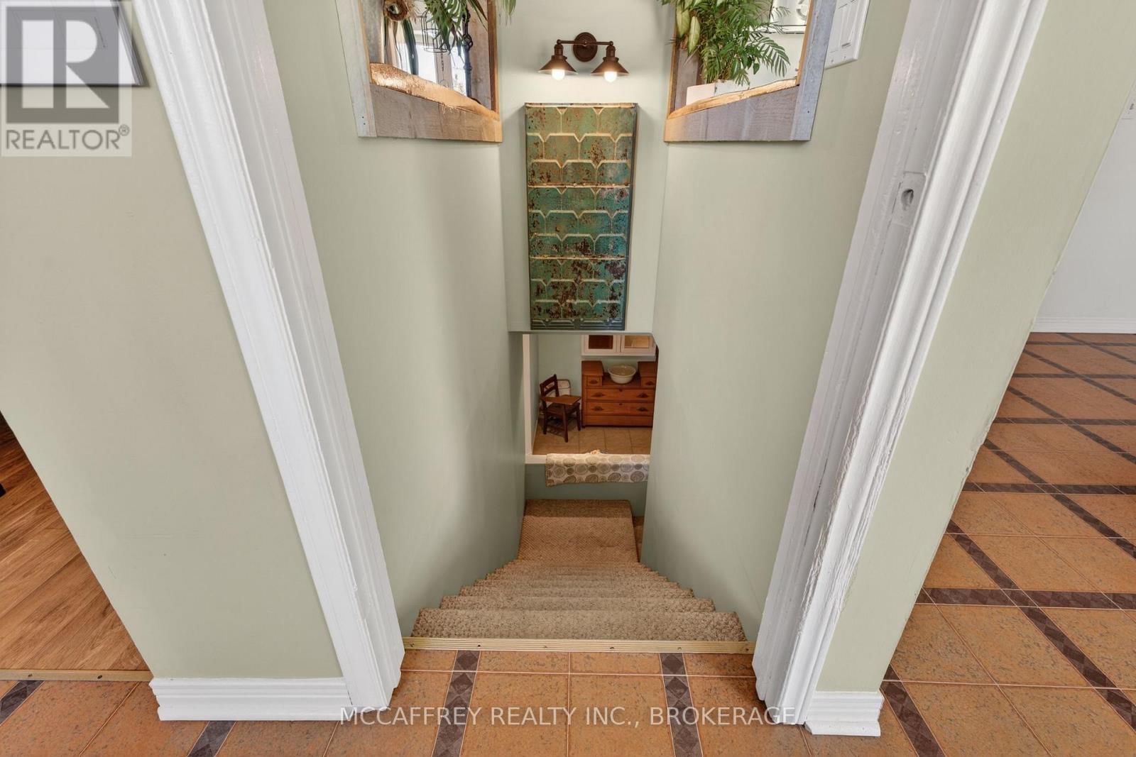 26 DOLLAR CRESCENT Image 24