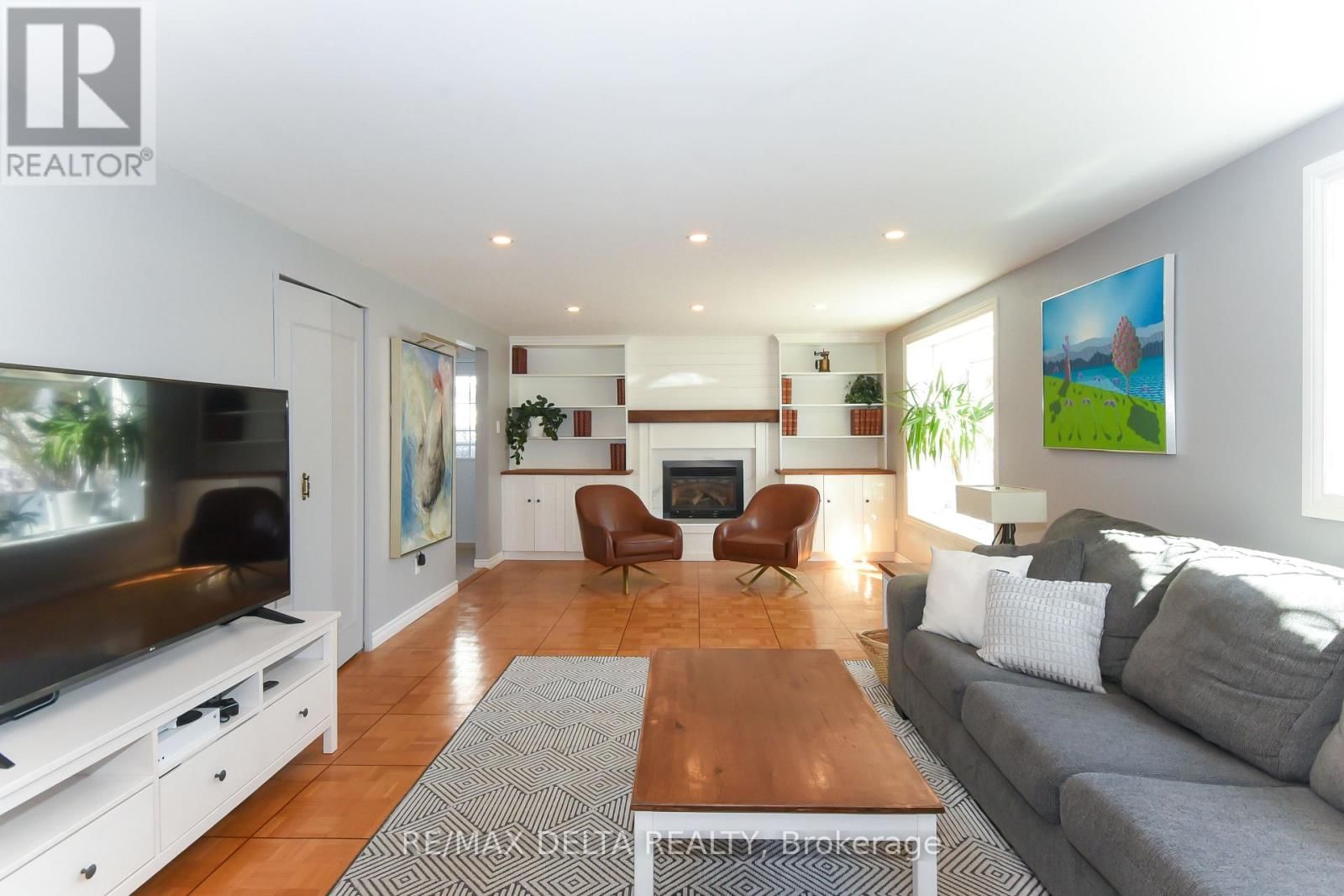 13 PARKLANE COURT Image 14